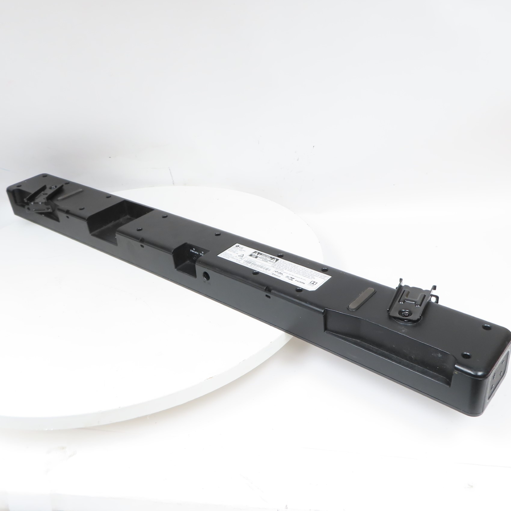LG SKM5Y 2.1Channel 360W RMS Soundbar/Subwoofer System (Local PickUp