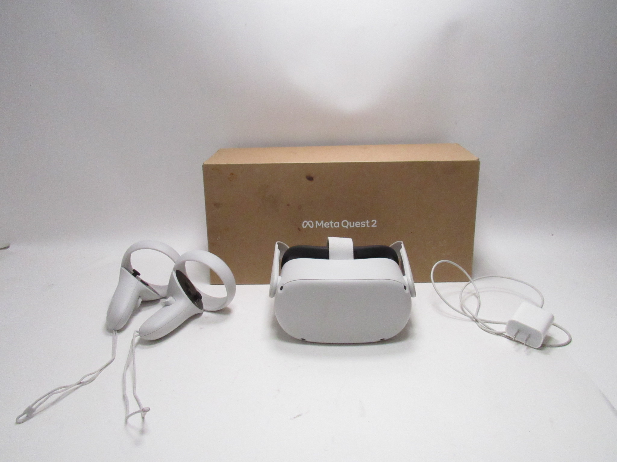 Meta Quest 2 KW49CM Virtual Reality Gaming Headset