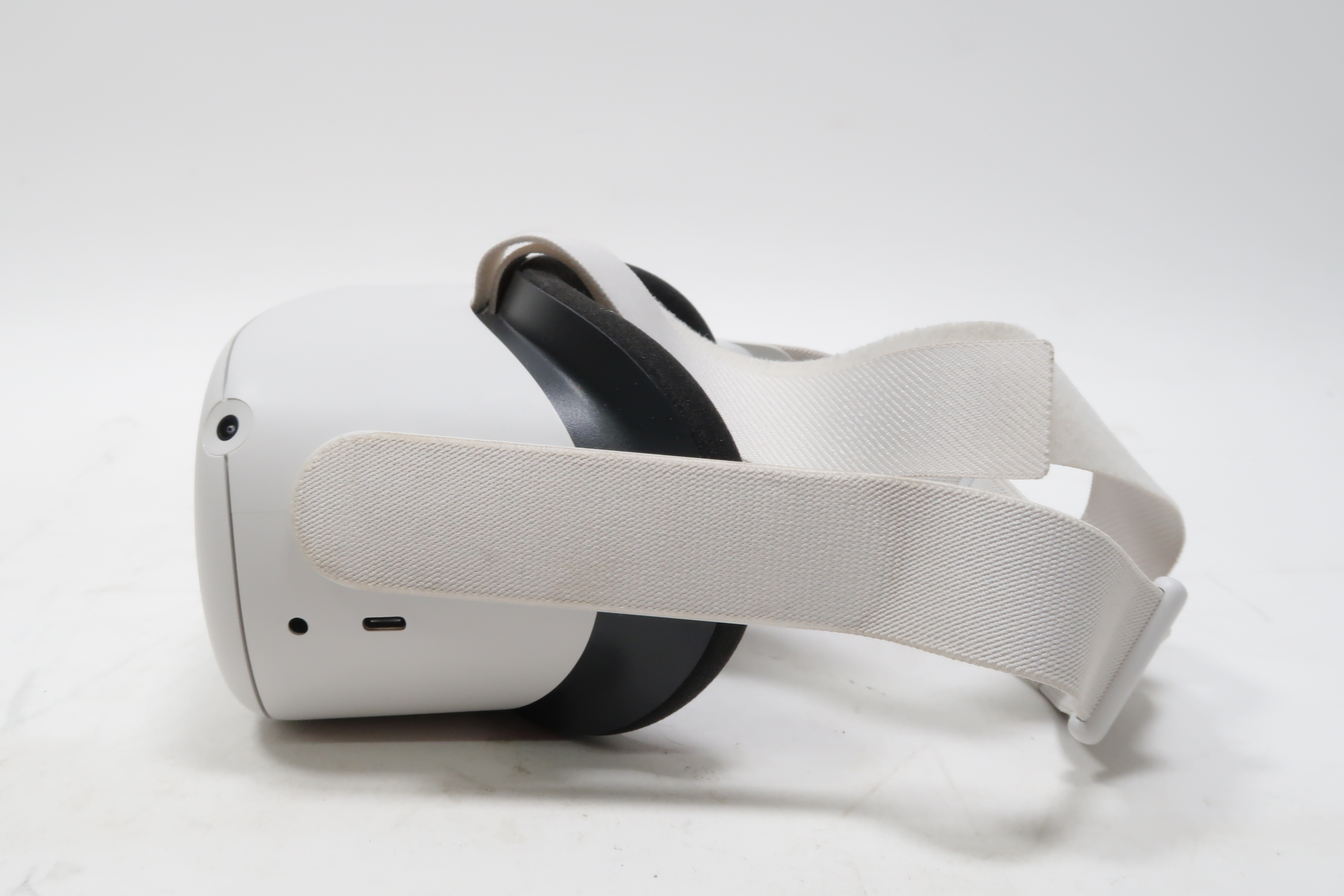 Oculus Quest 2 KW49CM 128GB AllInOne Virtual Reality VR Headset