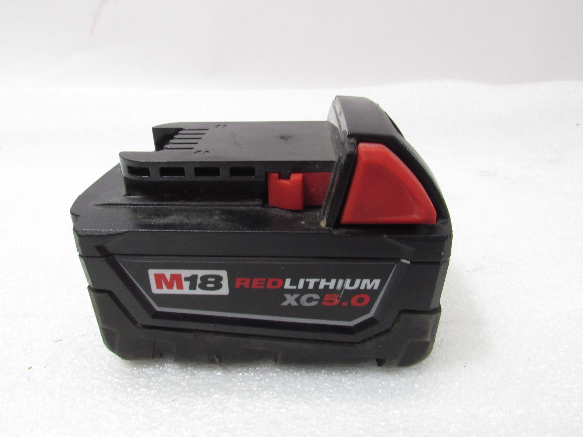 Milwaukee 48-11-1850 M18 18 Volt 5.0AH Battery