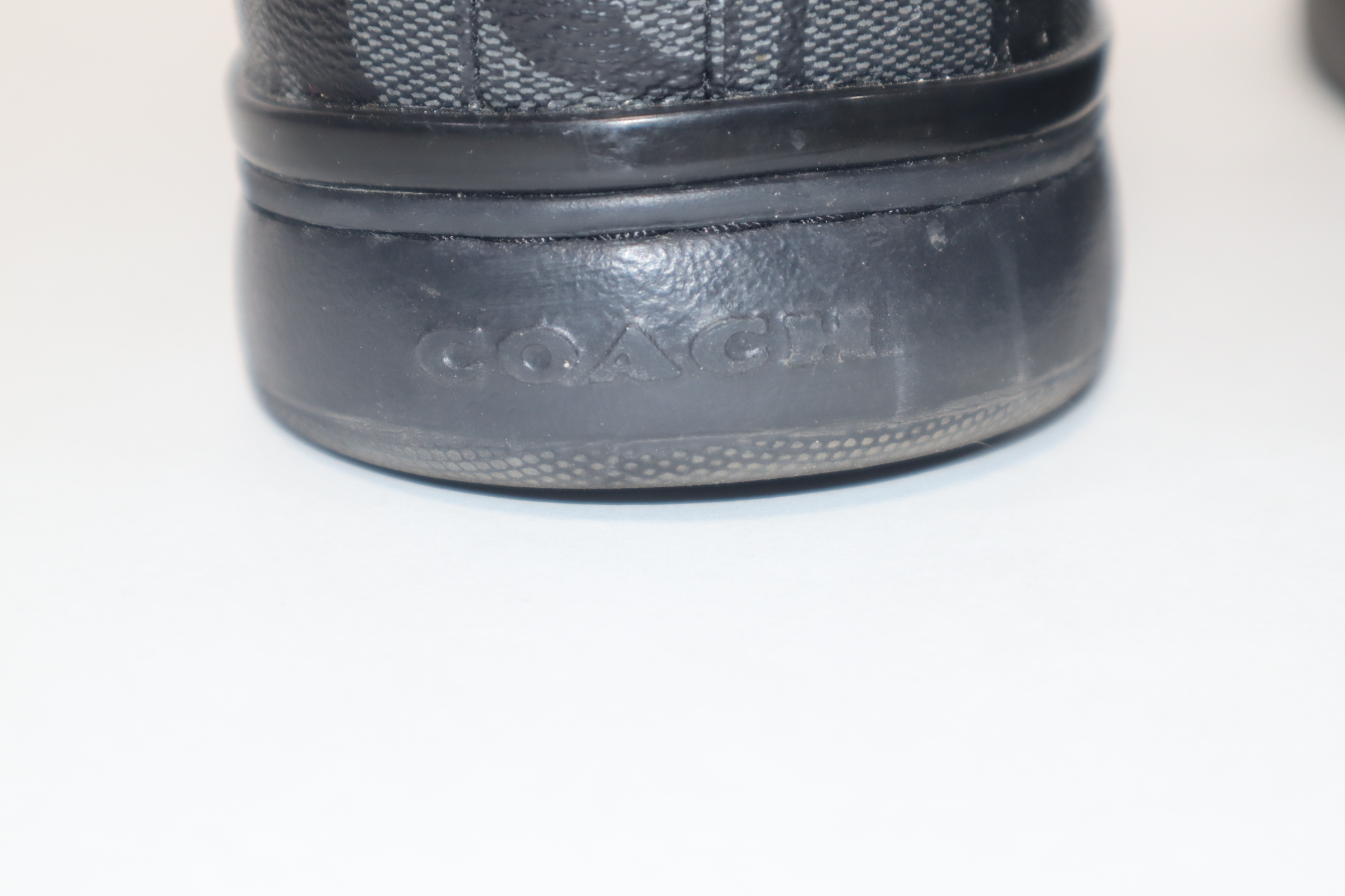 Coach G4949 CQ/BK 10011275JAX Charcoal/Black Size 12 Men's