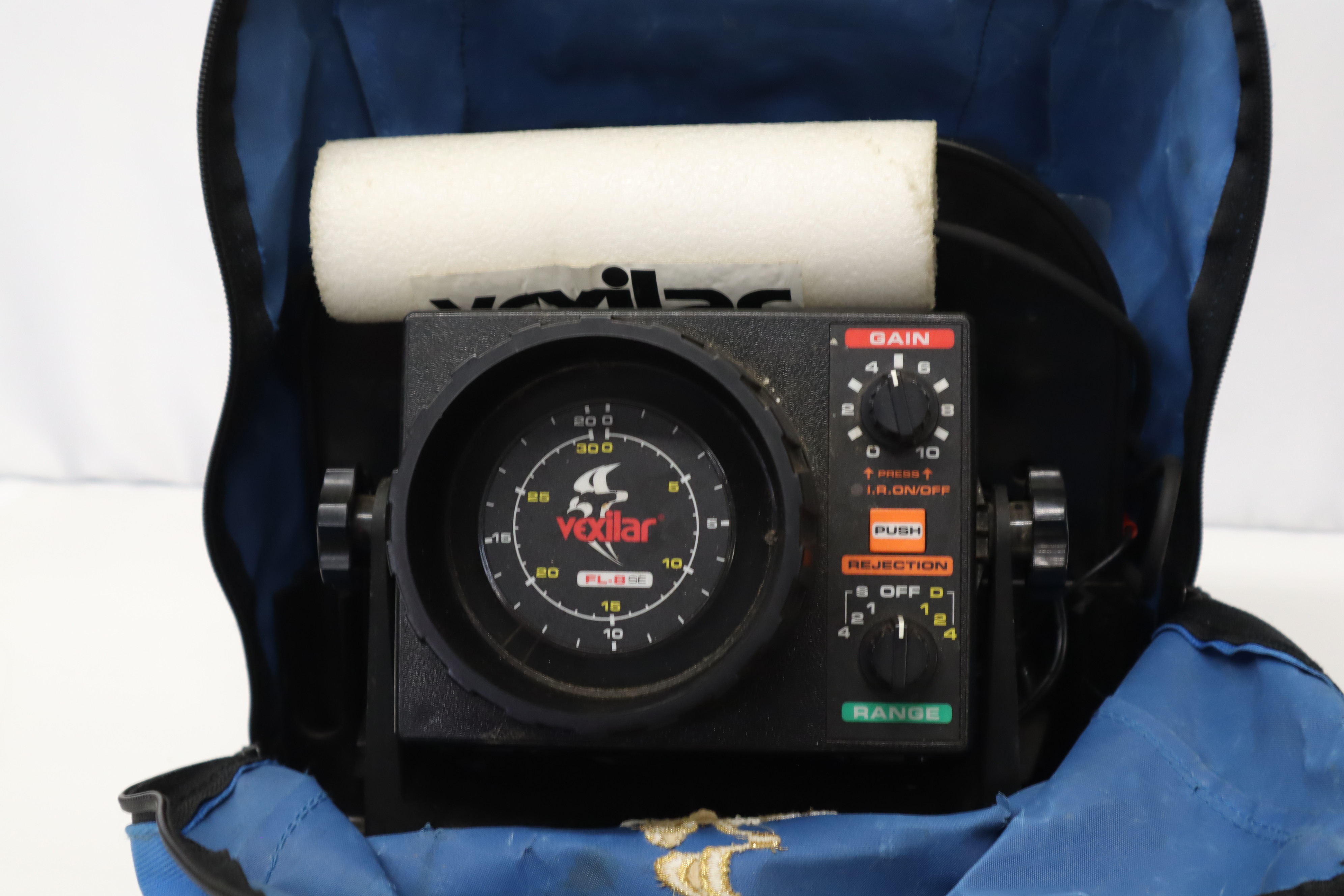 Vexilar FL8SE Fish Depth Finder Sonar Unit Dead Battery 5451