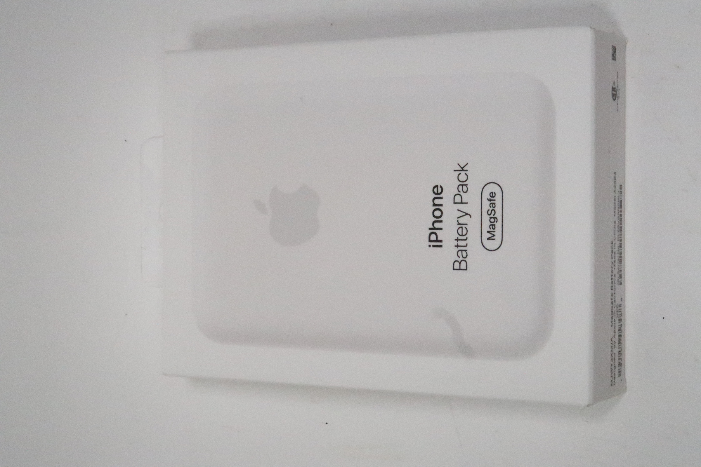 Apple MJWY3AM/A MagSafe Battery Pack