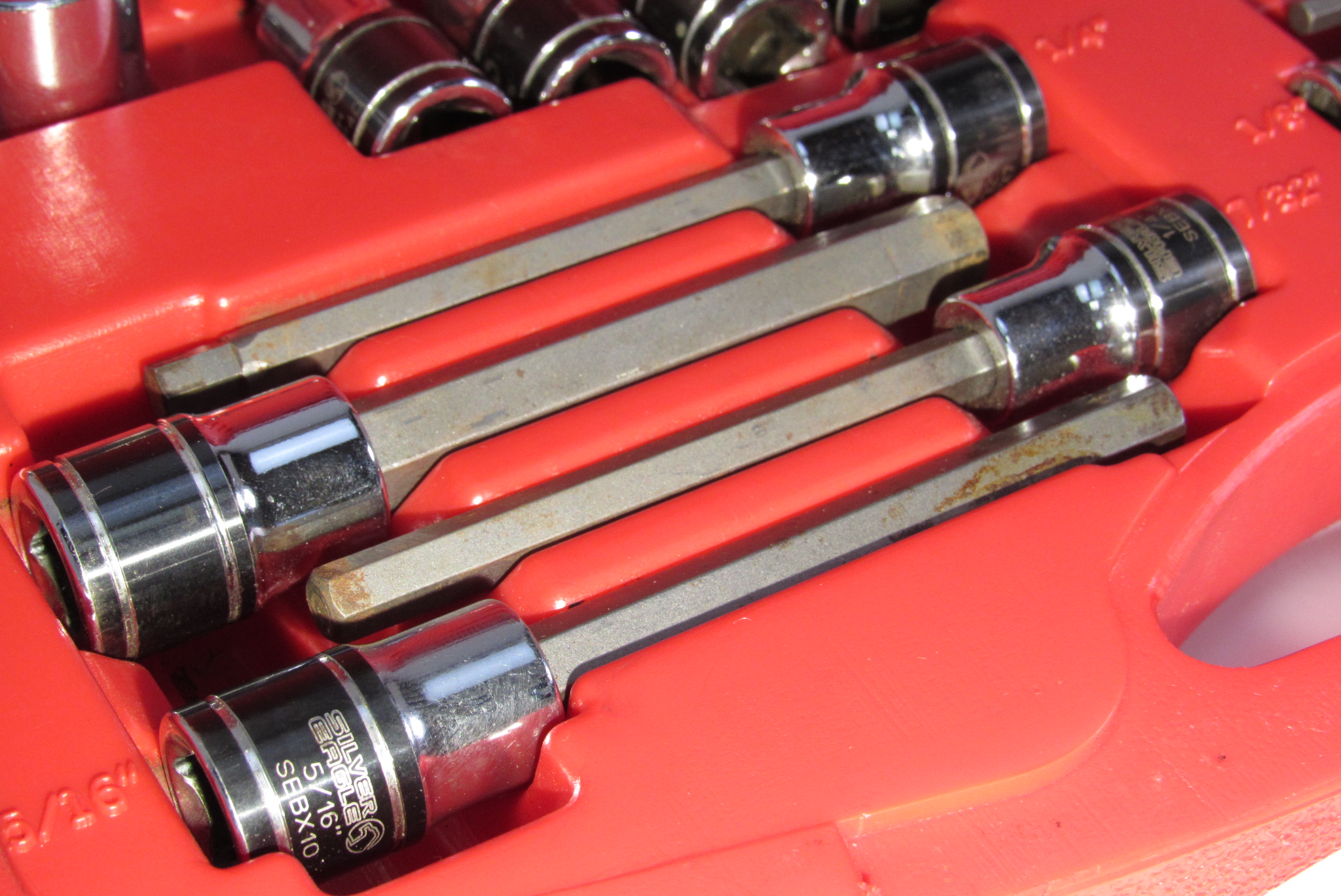 びぃ　8/2 Matco SBS41SE 41-Piece Silver Eagle 1/4 3/8 1/2 Drive Socket