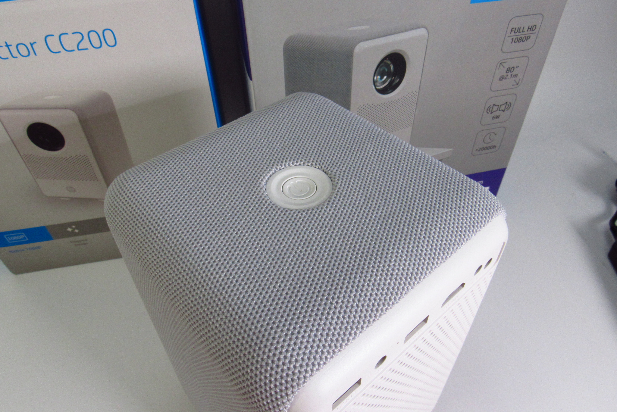 HP Projector CC200 1080P 本体 HP Projector CC200 1080p HDMI Projector
