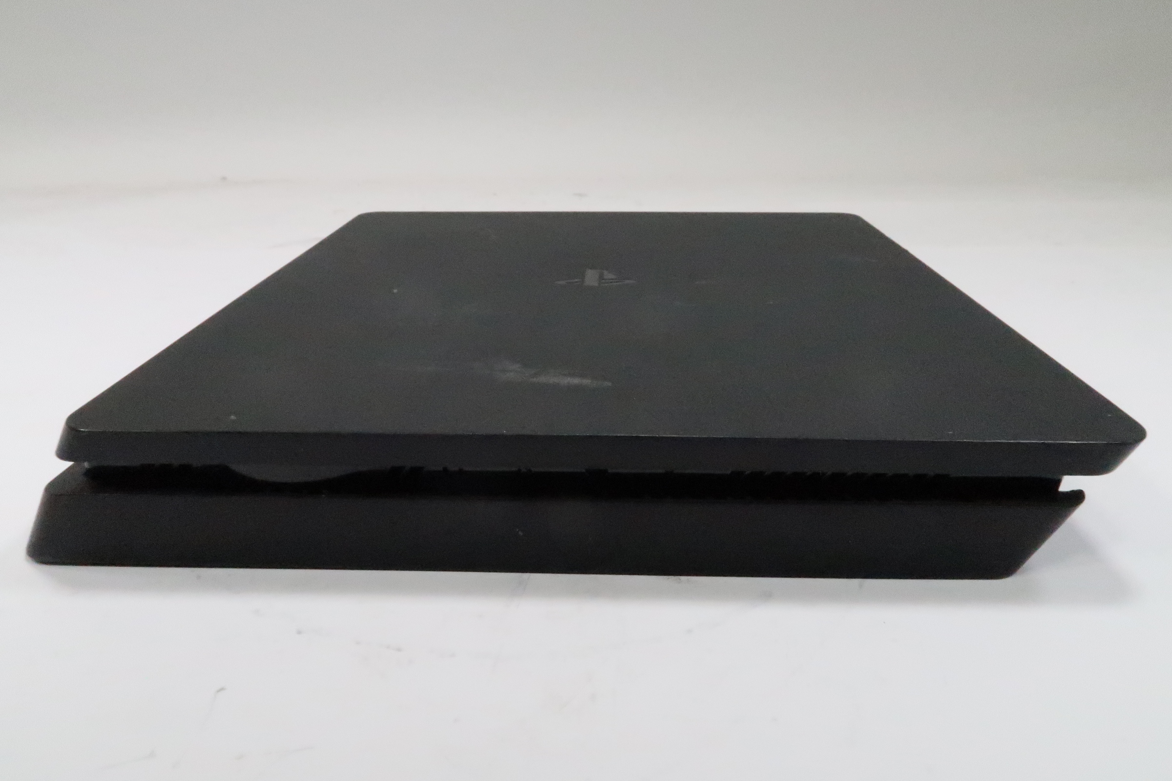 Sony CUH-2115B PlayStation 4 Slim 1TB Video Game Console 8092