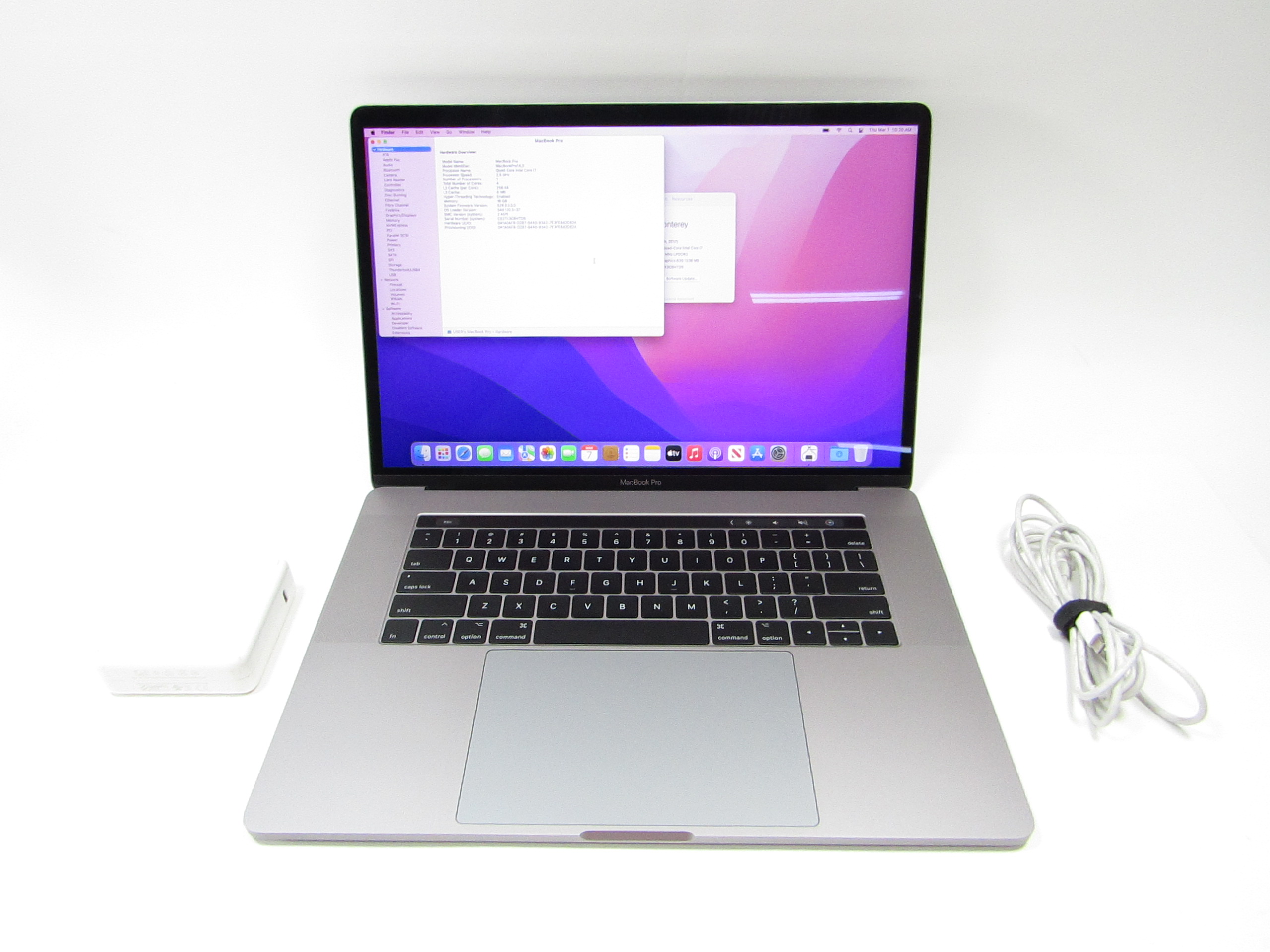 Apple MacBook Pro 2017 MPTR2LL/A Core i7-7700HQ 2.8GHz 16GB RAM