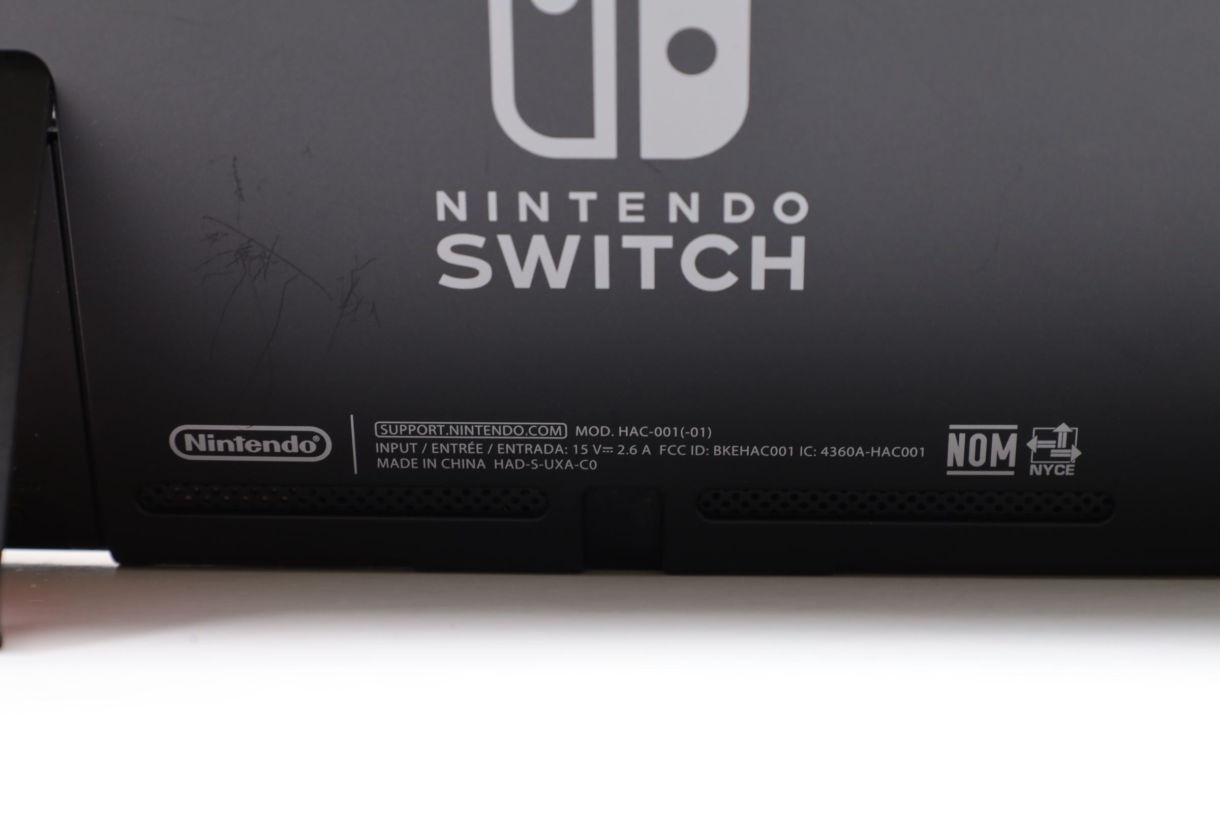 Nintendo Switch HAC-001(-01) 32GB Video Game System - Blue/Red (4873)