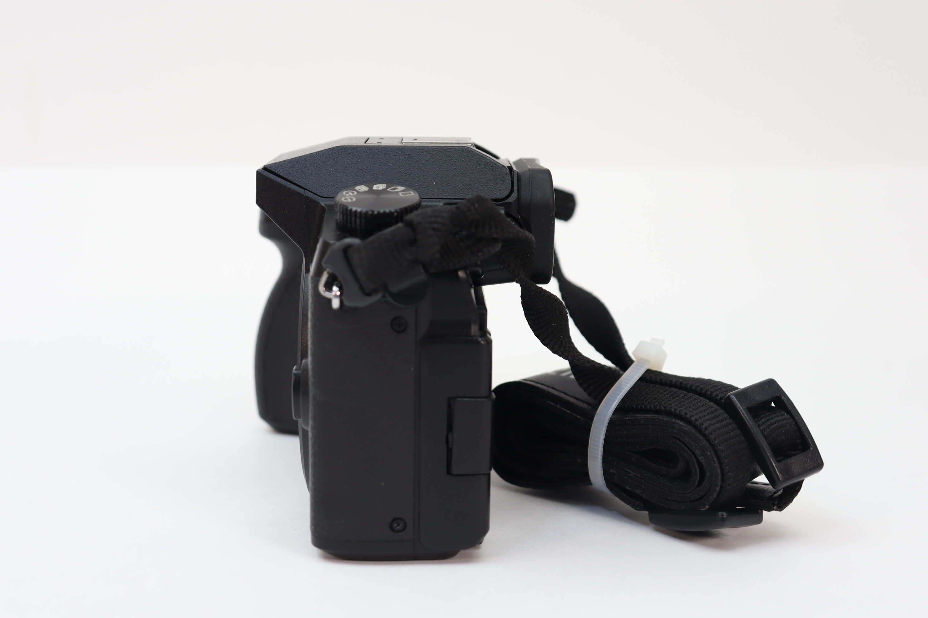Panasonic Lumix G7 DMCG7 4K Mirrorless Camera
