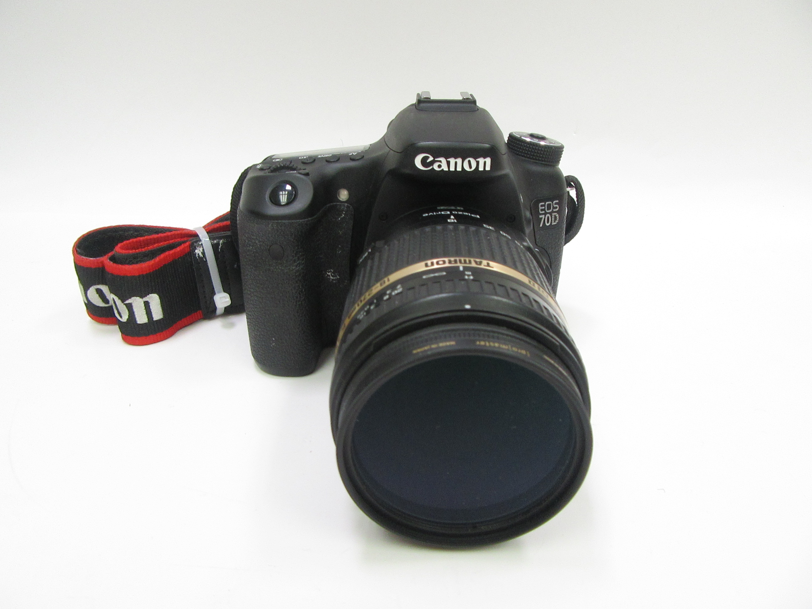 Canon EOS 70D DS126411 APS-C CMOS 1080p Wi-Fi Digital SLR