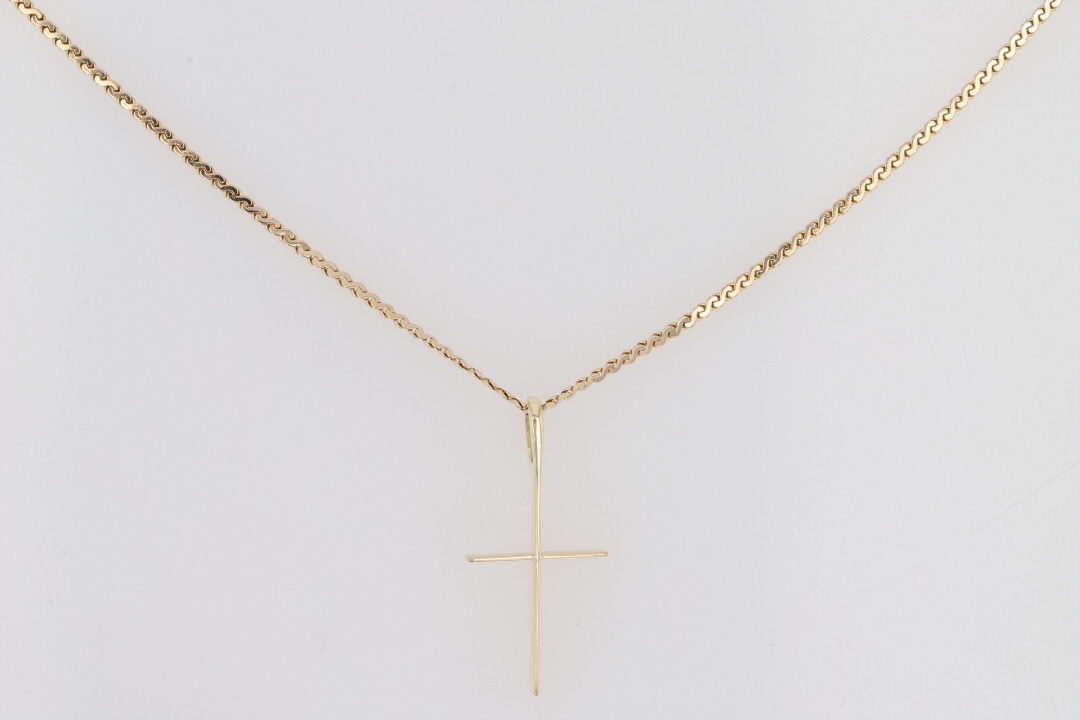 Religious Cross Pendant on Serpentine Chain 19" Necklace 14k Yellow