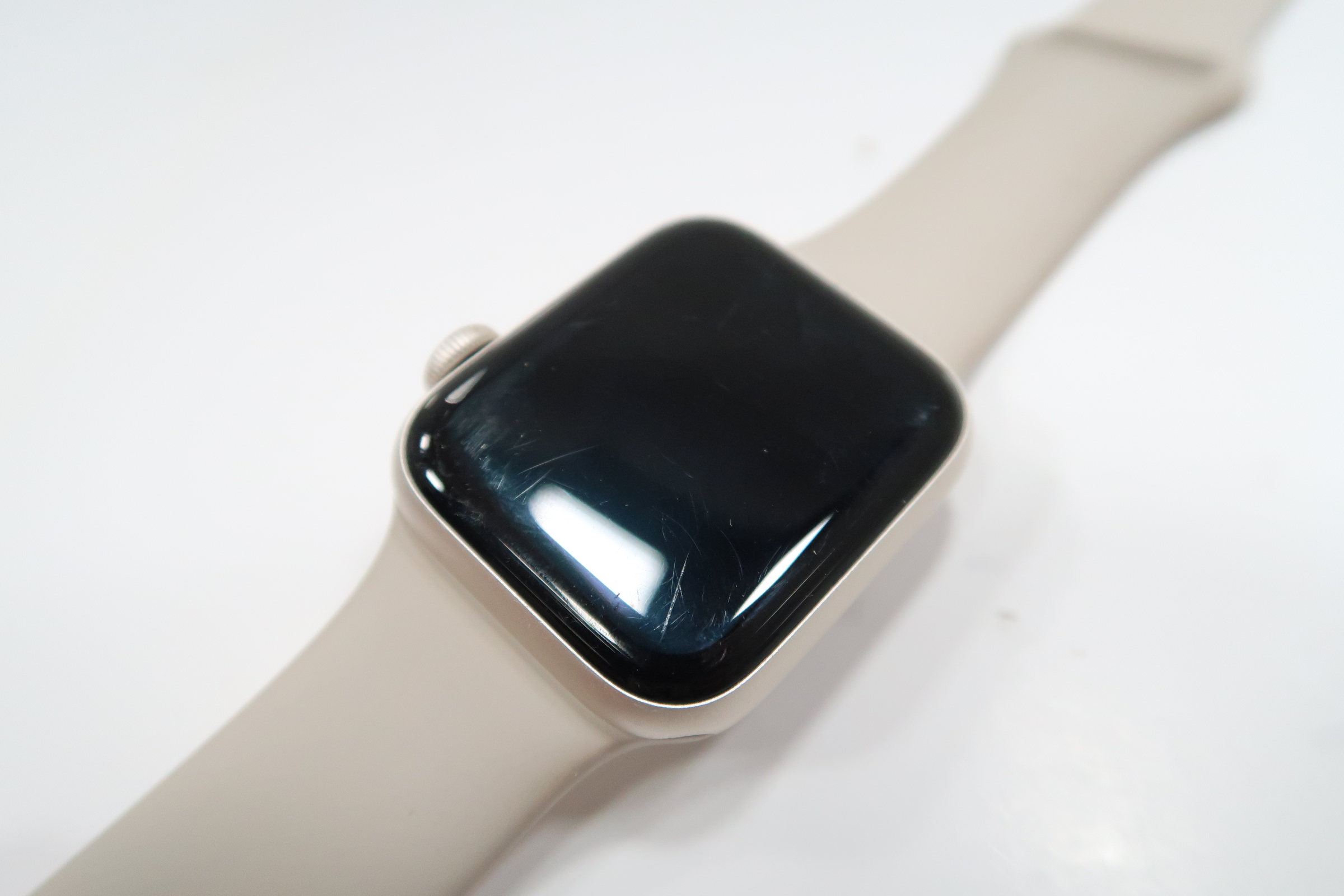 Apple Watch A2722 SE 2nd Generation 40mm GPS Smart Watch - Starlight ...