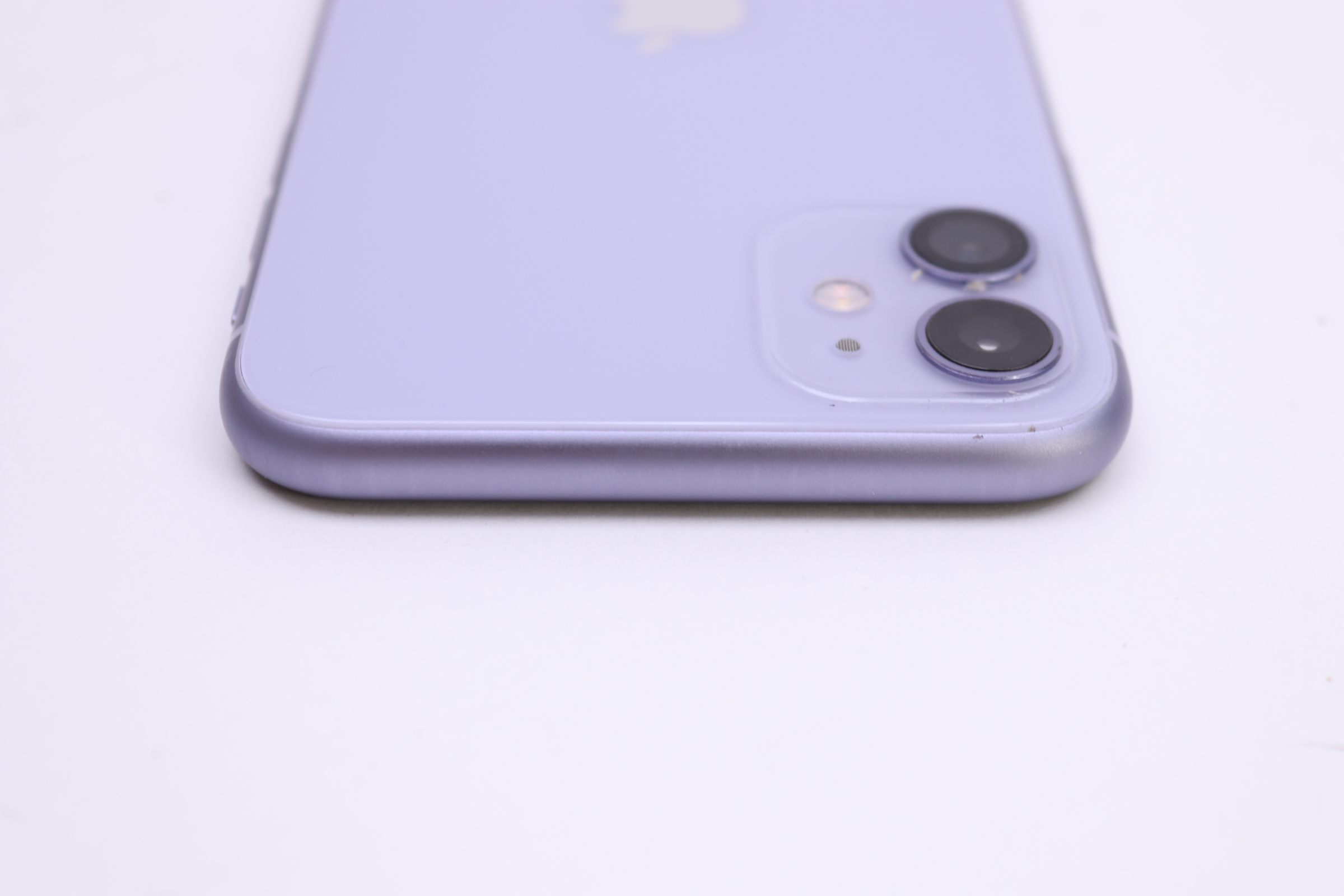 Apple iPhone 11 MWJJ2LL/A 64GB 6.1