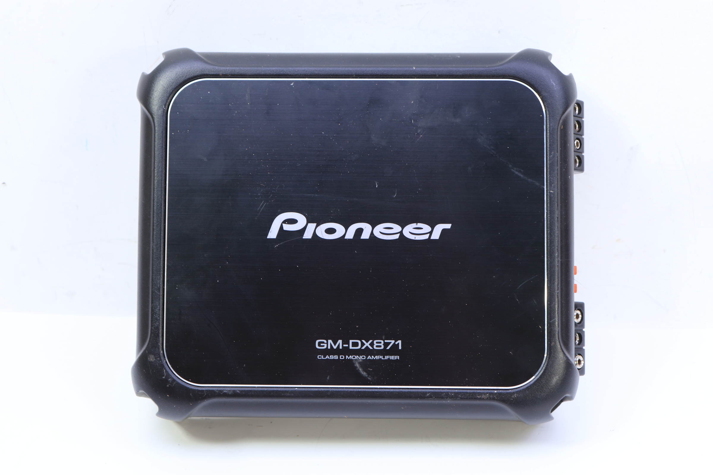 Pioneer GMDX871 800 Watts RMS x 1 at 1 Ohm Monoblock Subwoofer Amplifier