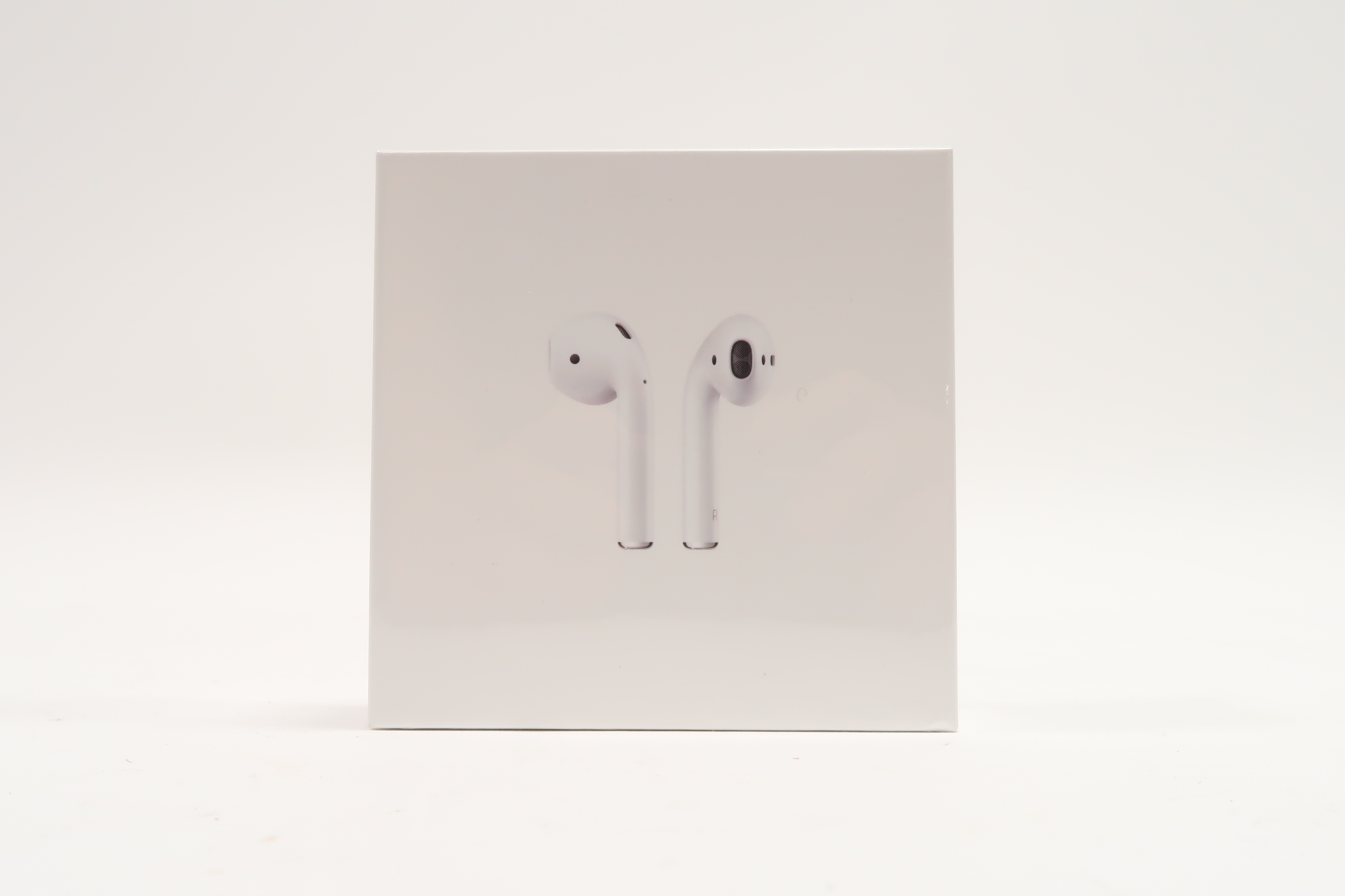 New SEALED store 1st Gen Apple AirPods MV7N2AM/A-Genuine Airpods