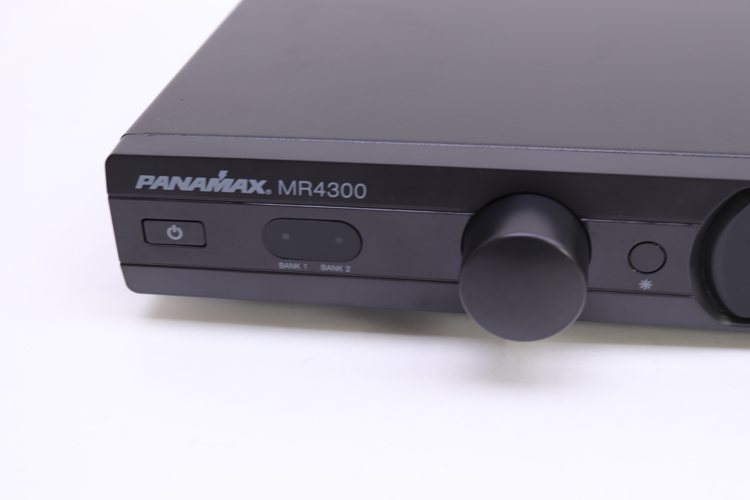 Panamax MR4300 9 Outlet Power Management Surge Protector