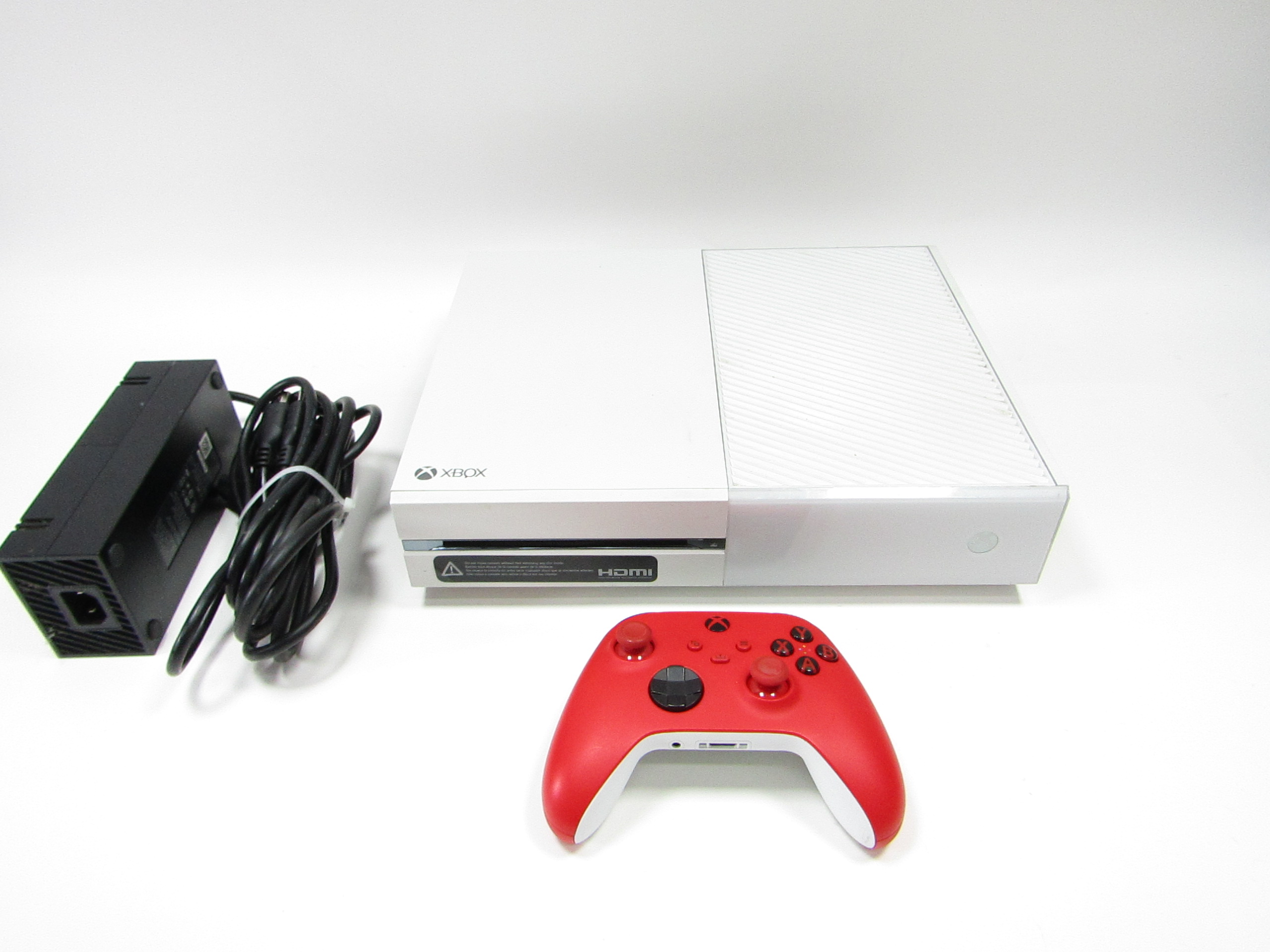 Microsoft Xbox One White 500 store GB Console