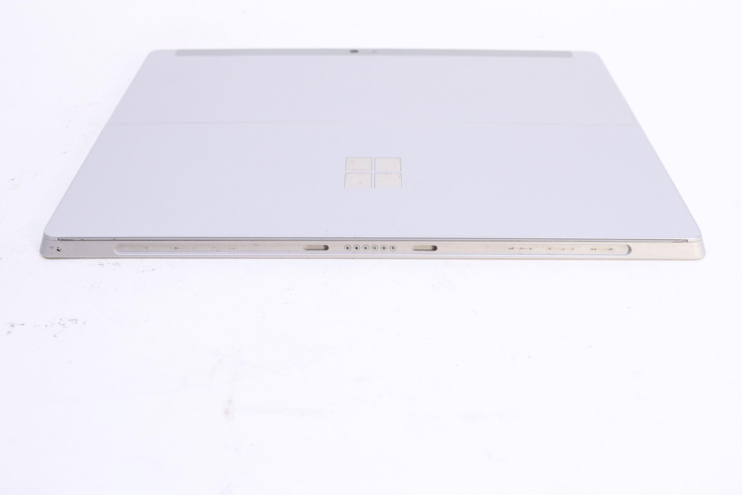 Microsoft Surface 3 1645 Intel Atom x7-Z8700 1.6GHz 4GB RAM 128GB