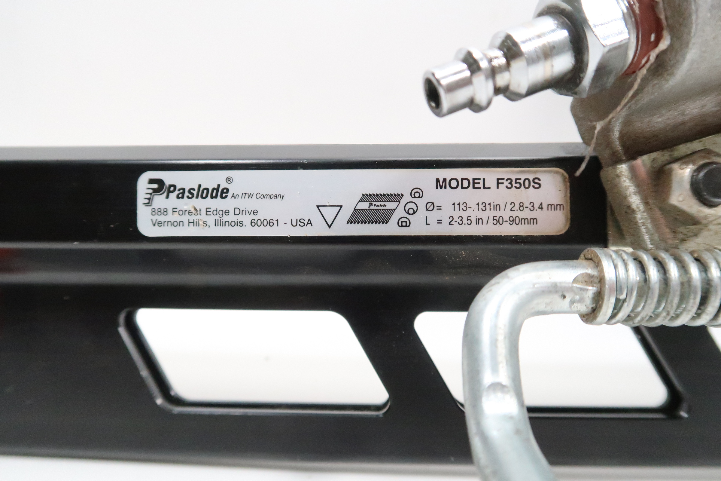 Paslode F350s Pneumatic 31/2 in. 30Degree ClippedHead Framing Nailer