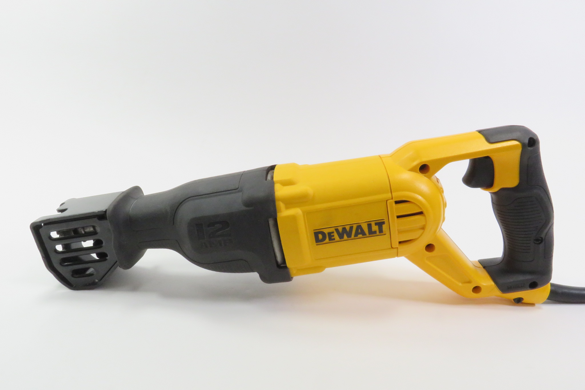 DeWalt DWE305 12 Amp Corded Reciprocating Saw