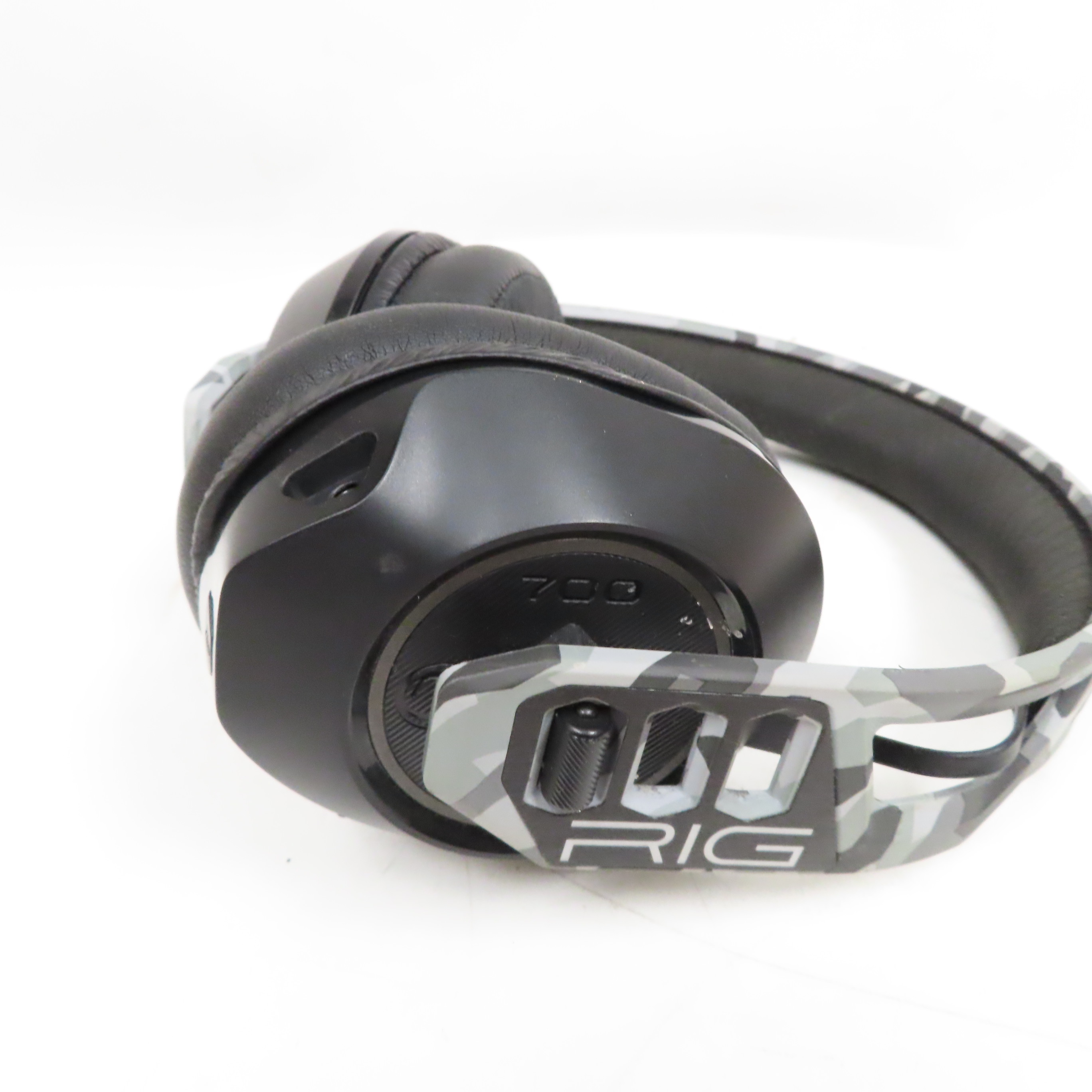 Plantronics RIG 700HX Wireless Gaming Headset for Xbox One/PC