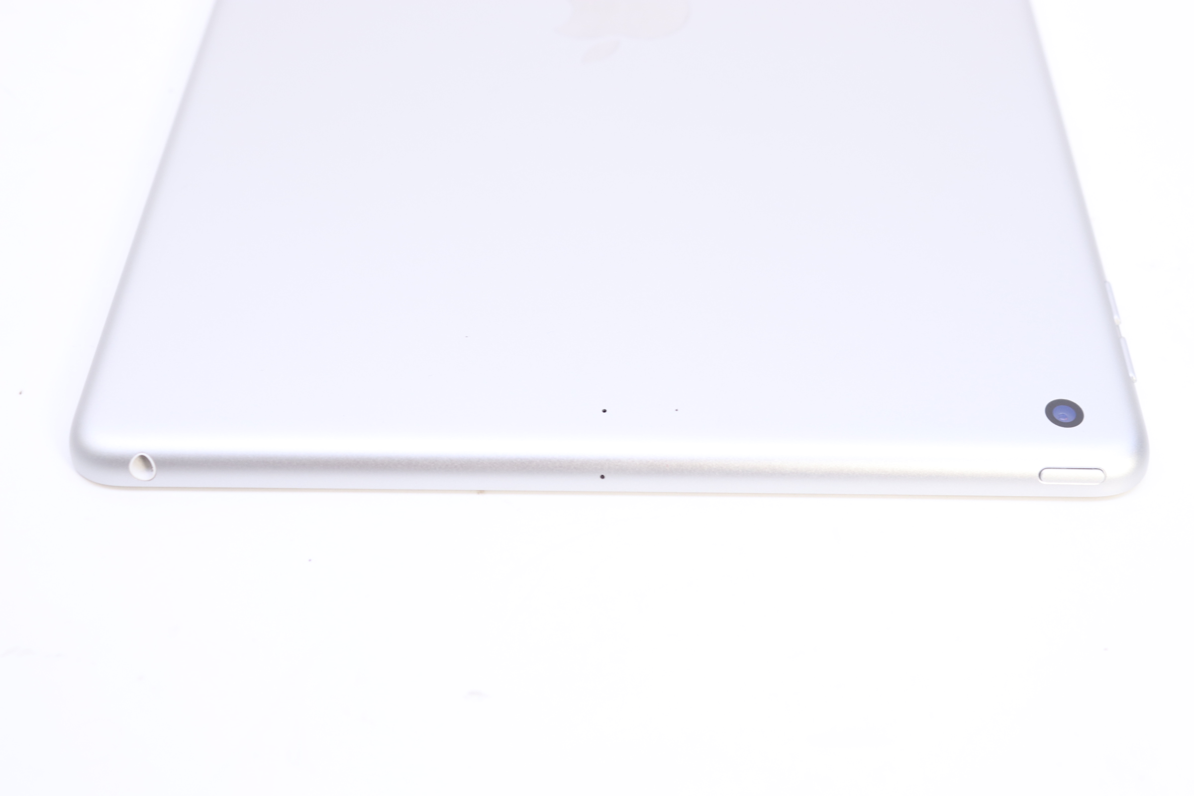 Apple iPad MK2L3LL/A 9th Generation 10.2Inch WiFi 64GB Silver Tablet