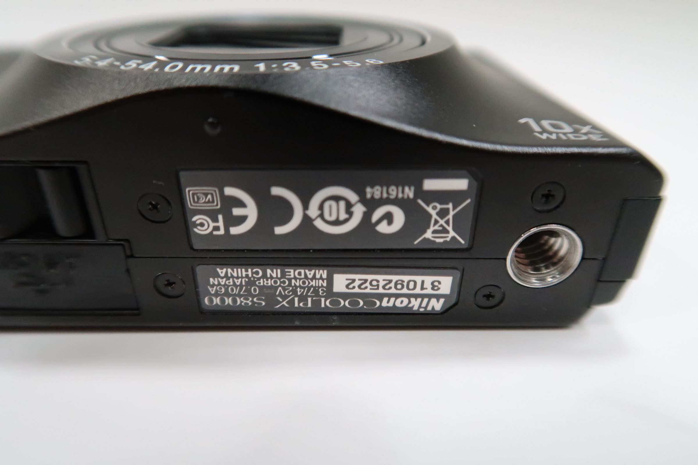 Nikon Coolpix S8000 14.2MP Digital Camera - Black 1103