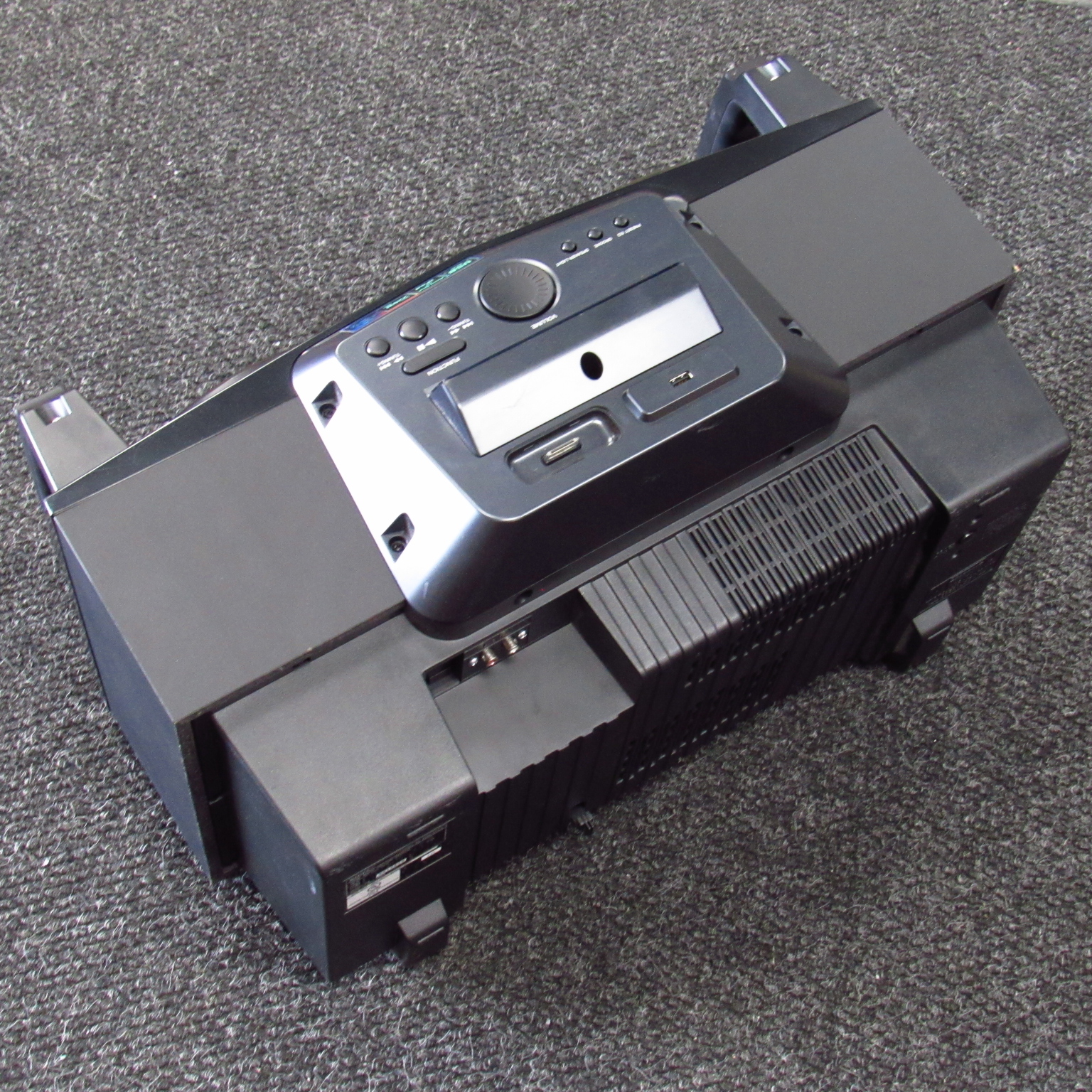 Sony RDHGTK1i Home Audio Docking Music System Local PickUp Only