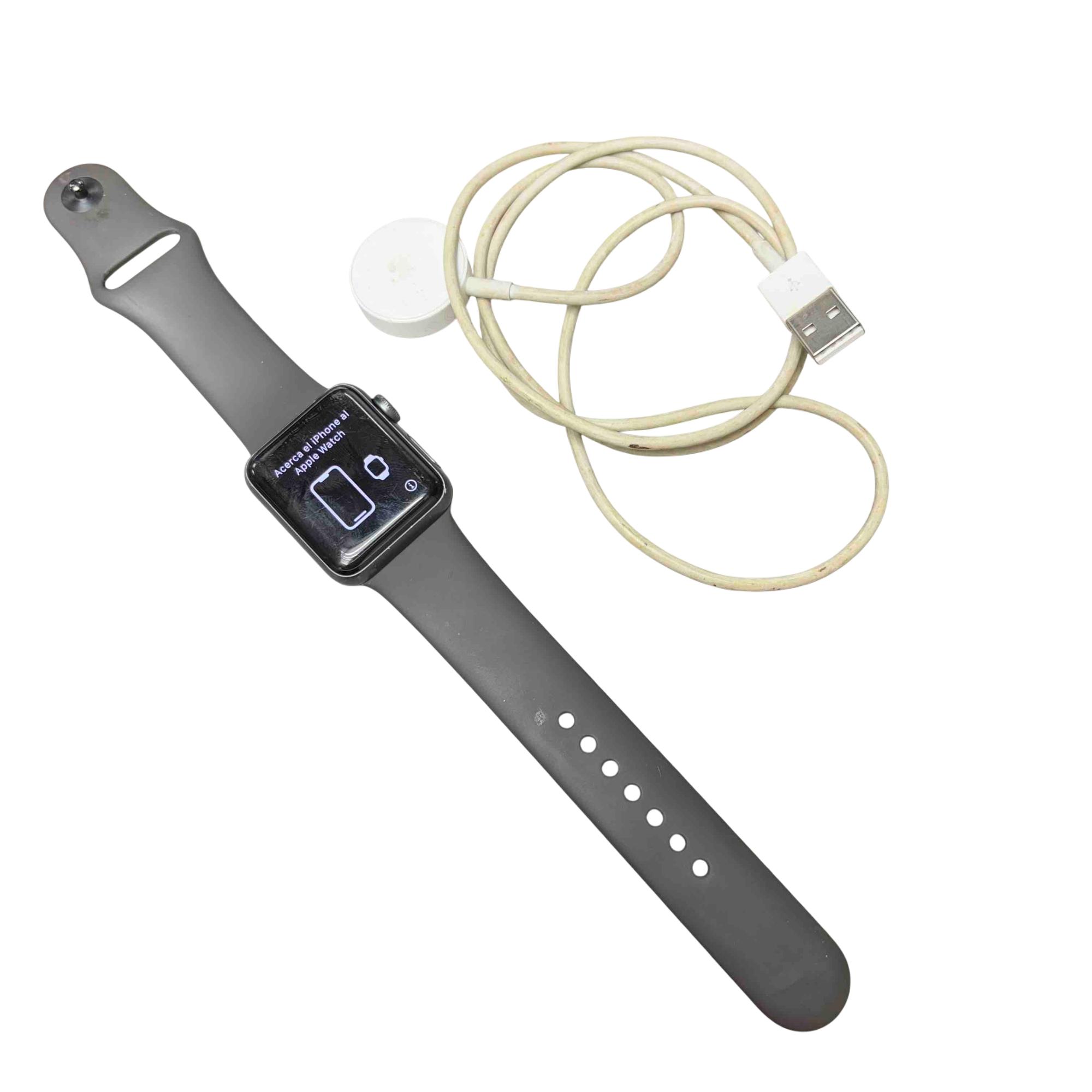 アップルウォッチ シリーズ3 38mm アルミ & ケース Amazon.co.jp: Apple Watch Series 3(GPSモデル)- 38mmシルバー