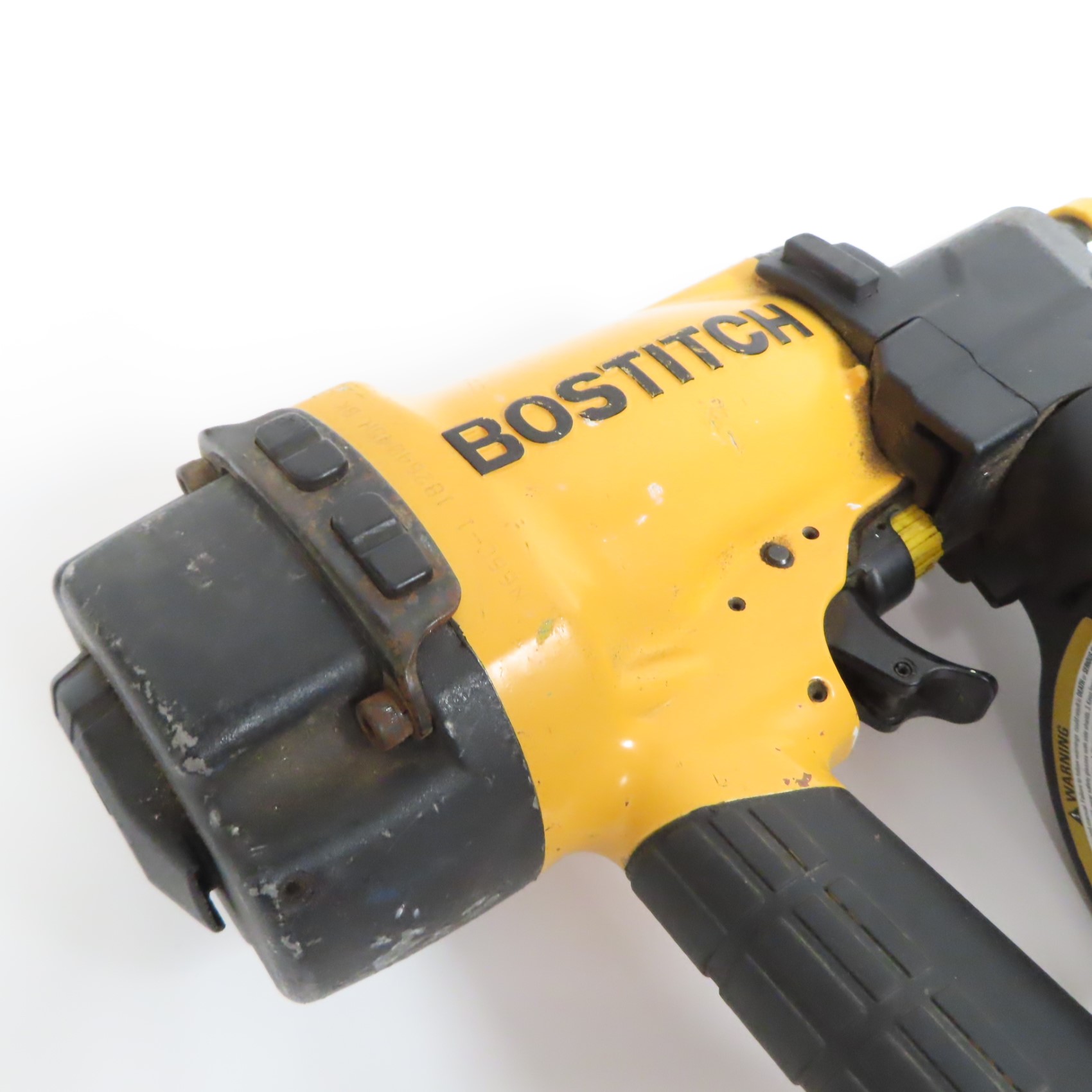 Bostitch N66C Pneumatic 11/4" 21/2" Coil Siding Nailer