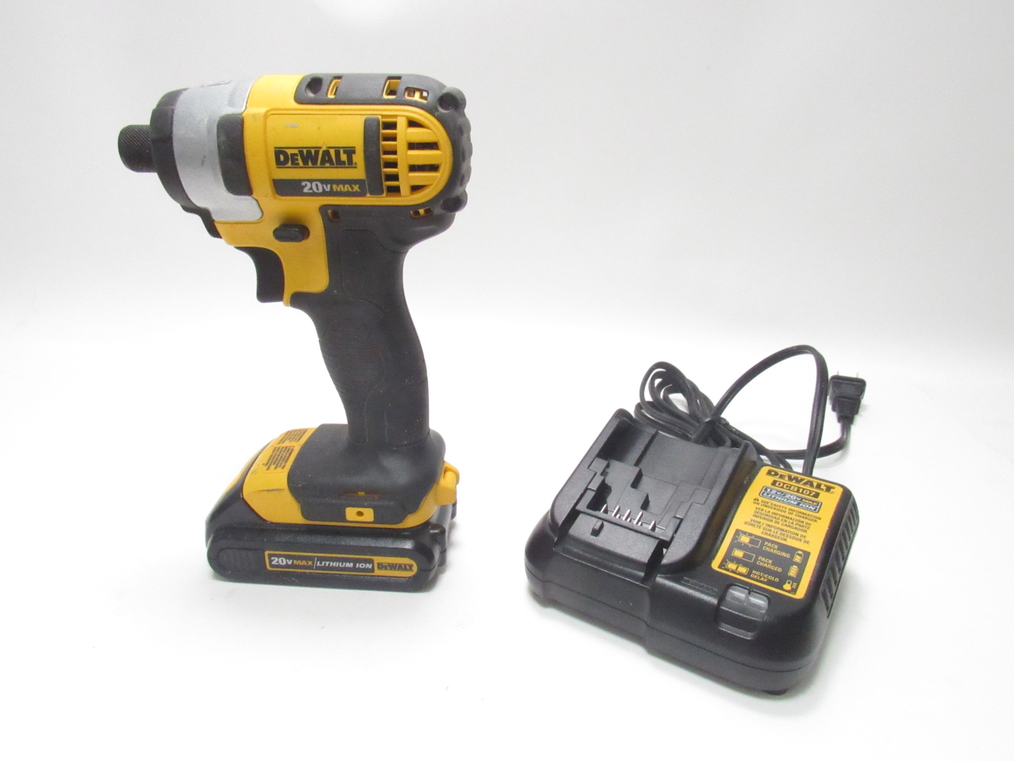 DEWALT DCF885 20-Volt MAX Lithium-Ion Cordless 1/4 in. Impact Driver 4524