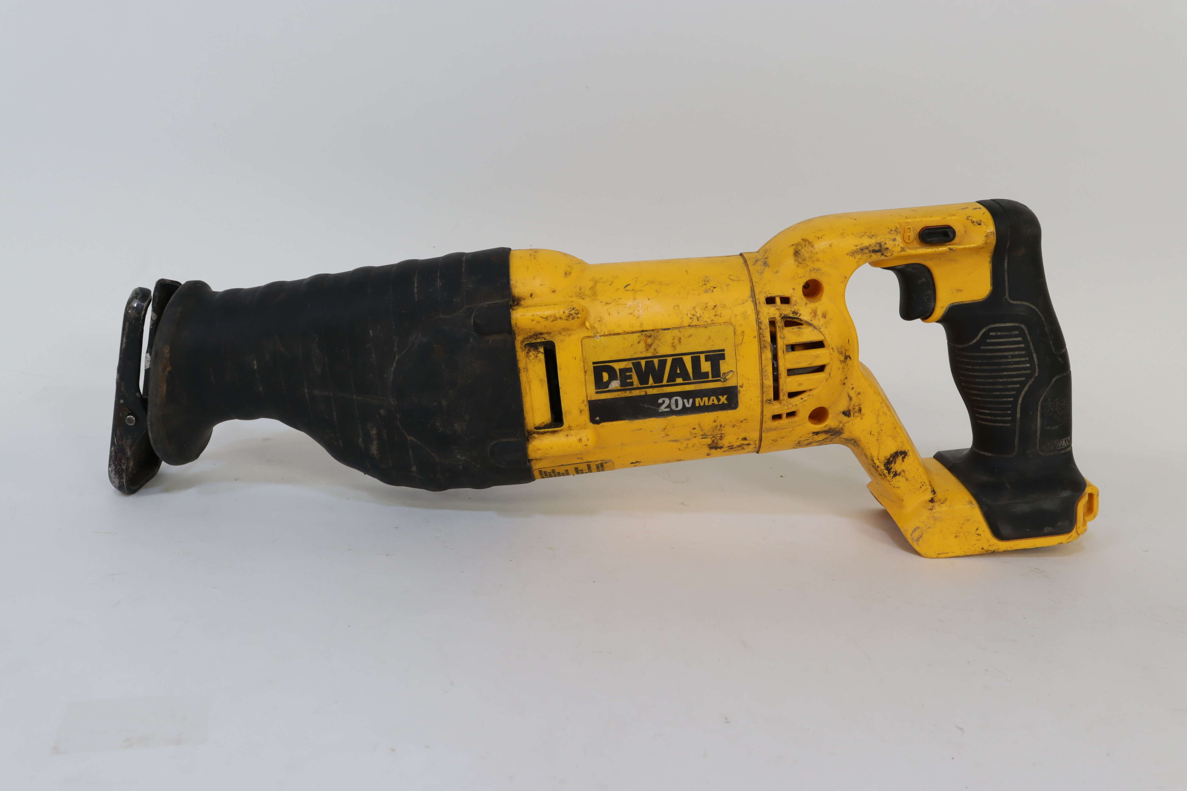 DeWalt DCS381 20V Lithium Ion Cordless Reciprocating Saw