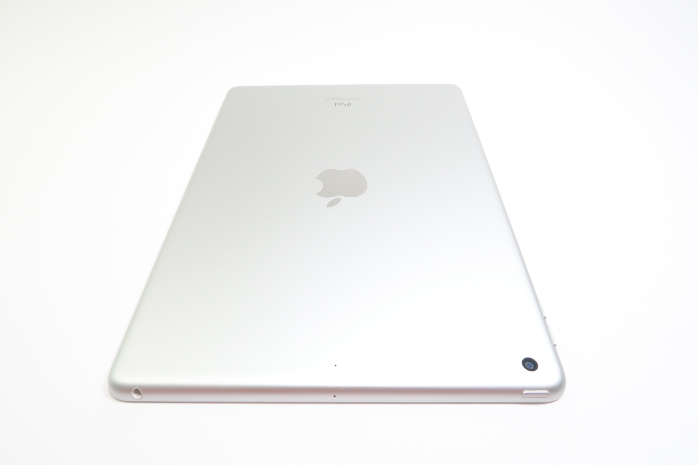 Apple iPad 9th Gen A2602 MK2L3LL/A 10.2