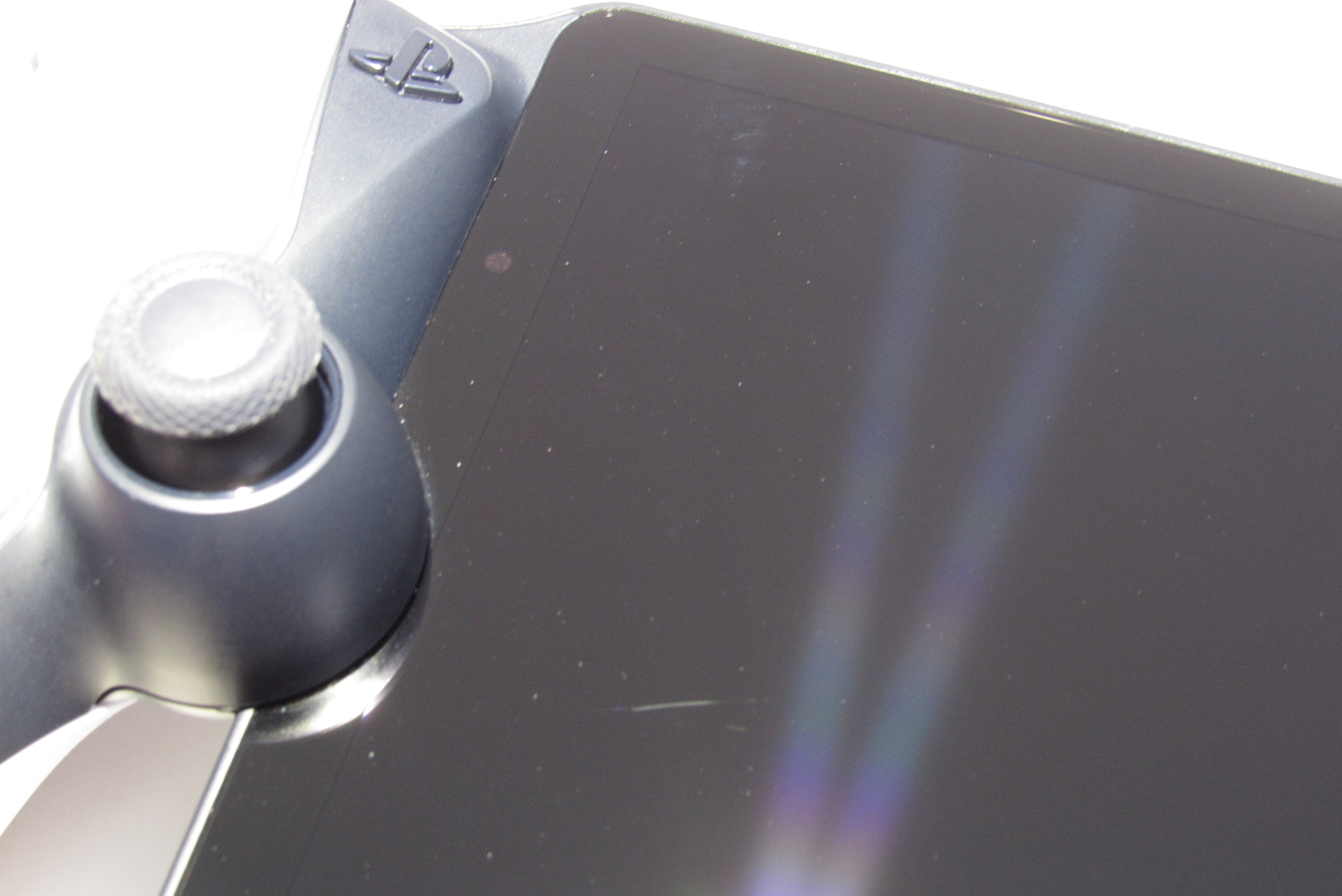 Sony PlayStation Portal CFI-Y1001 Portable Handheld 8'' Wi