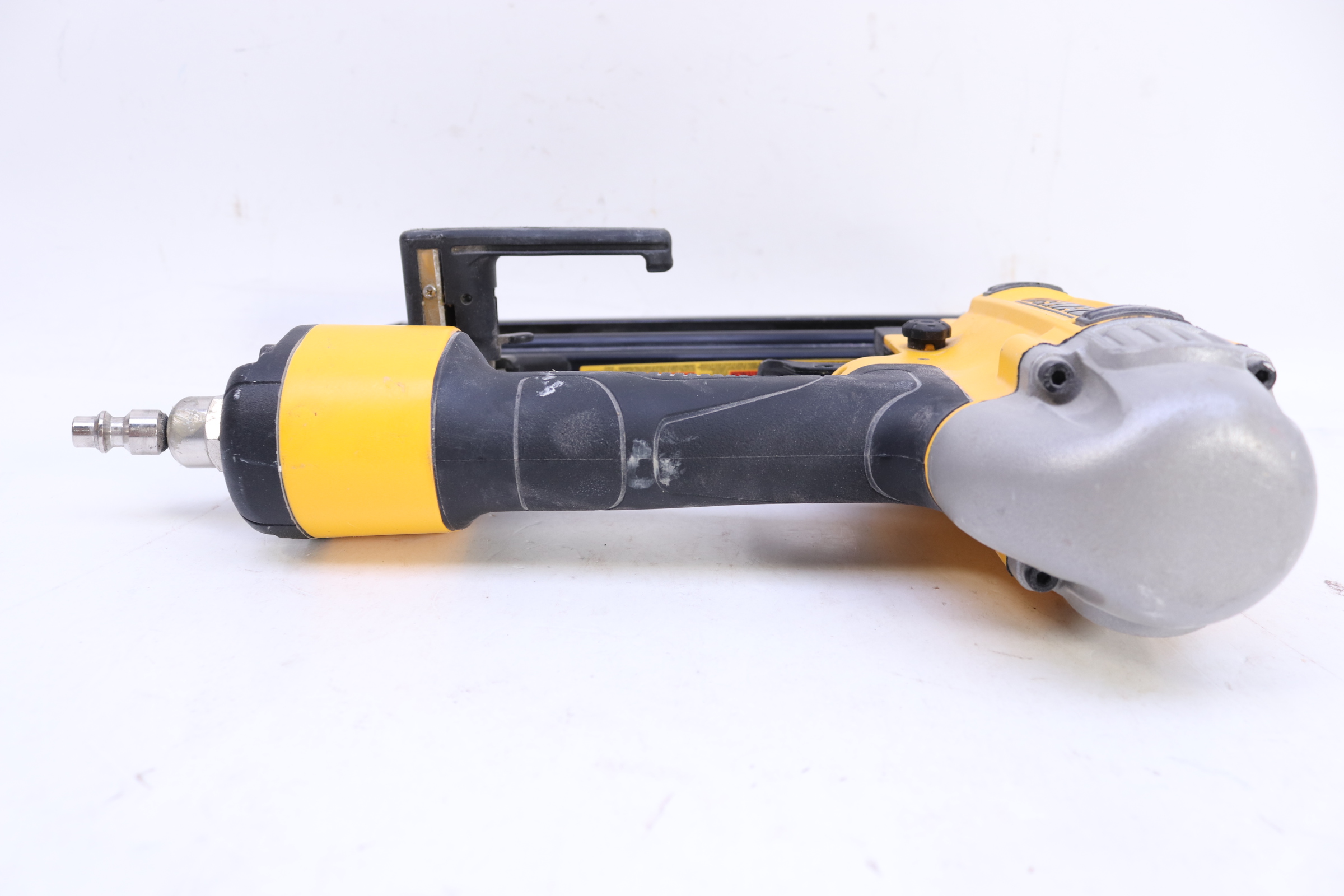 DeWalt DWFP1838 Pneumatic 18 Gauge 1/4" Crown Stapler