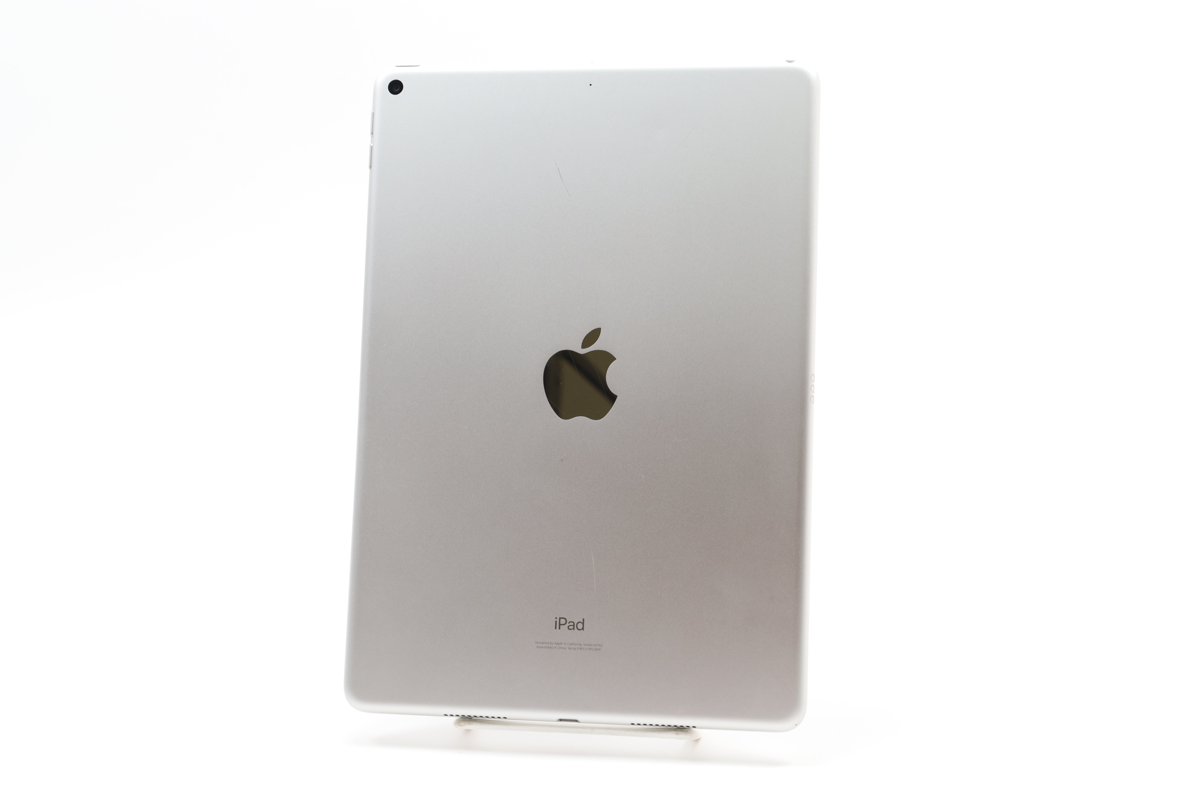 Apple iPad Air 3rd Gen MUUK2LL/A 64GB Wi-Fi 10.5" Tablet - Silver