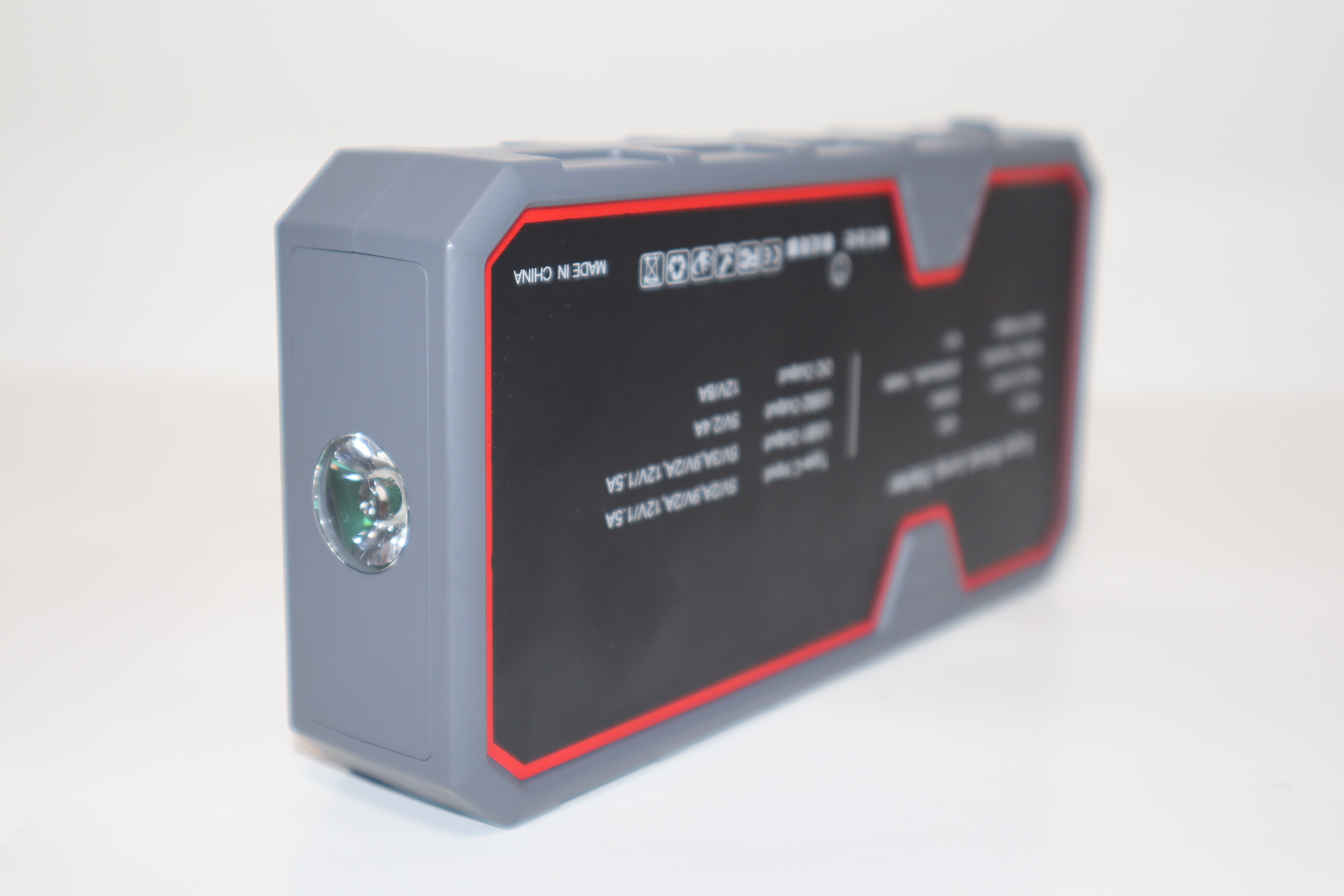 XNEMU Q9C 2000A Peak 20000mAh 12V Auto Booster Battery Pack