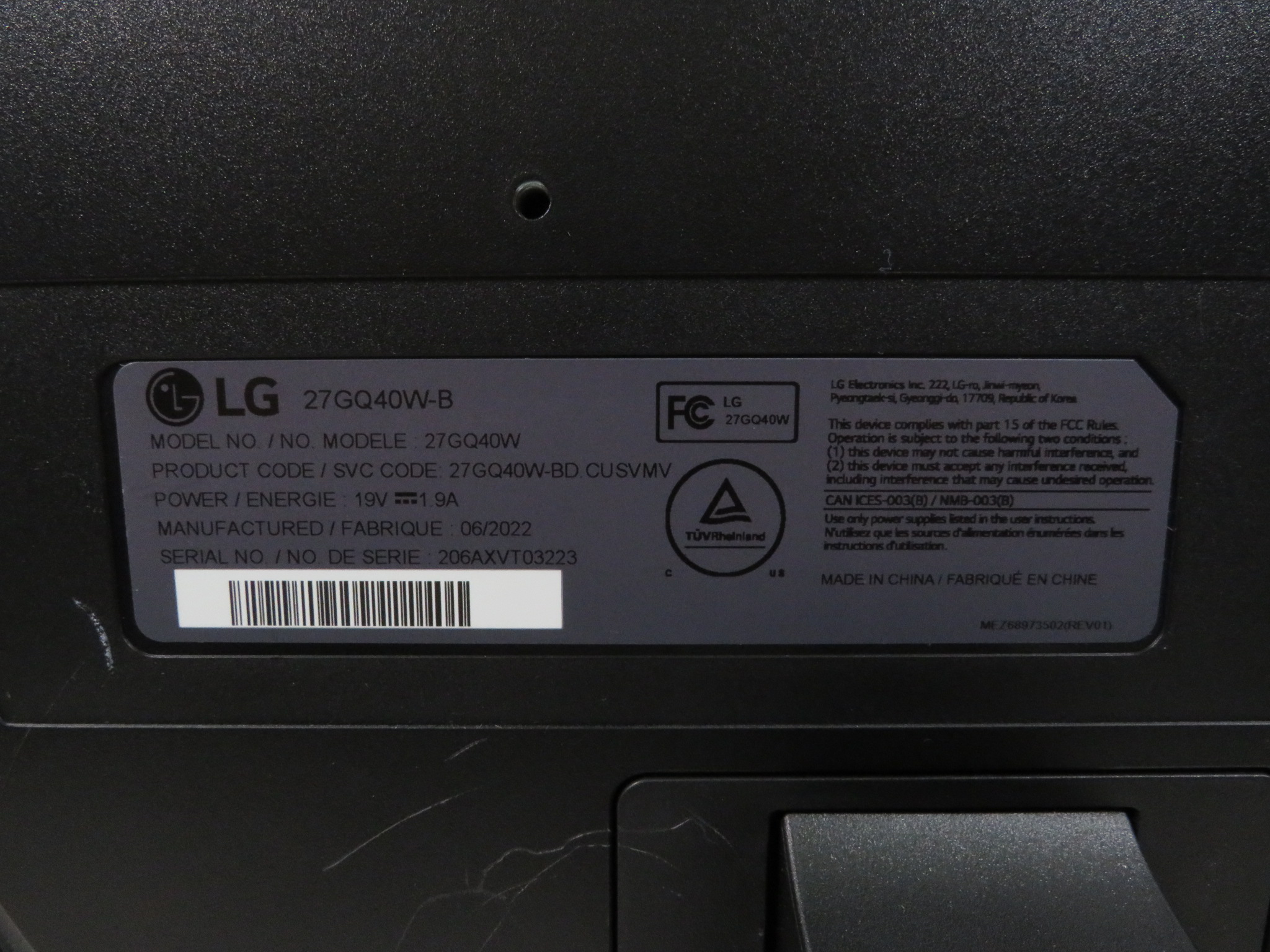 LG 27GQ40WB 27" UltraGear Monitor