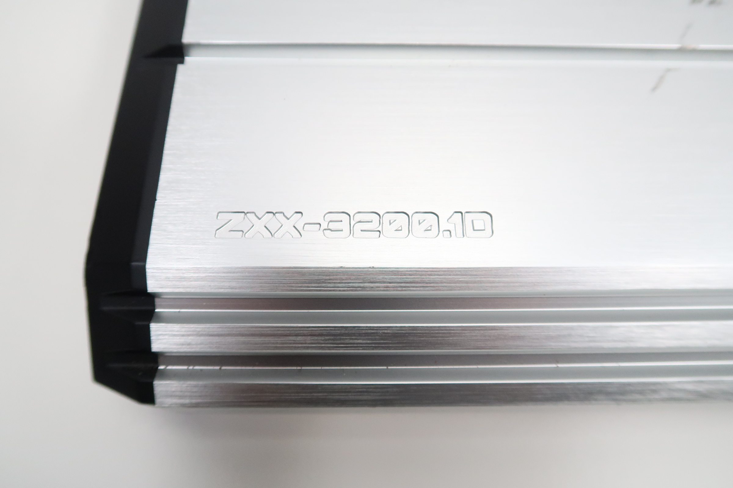 Hifonics ZXX3200.1D Zeus Mono Channel Car Audio Amplifier