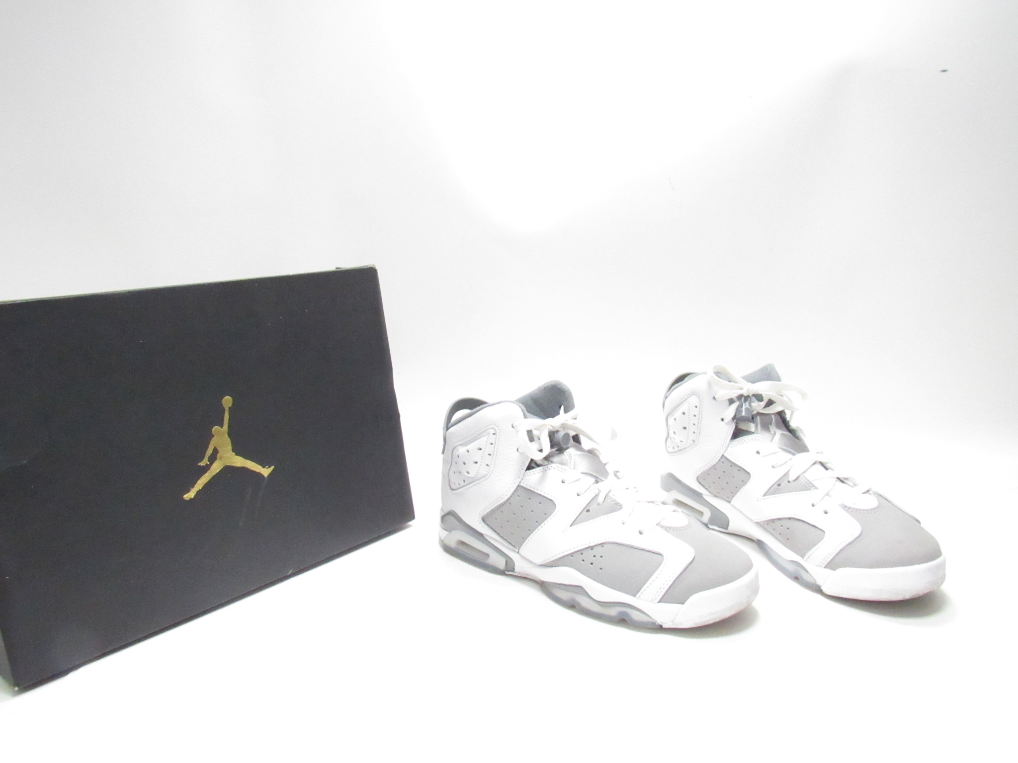 Air Jordan Cool deals Grey size 7Y