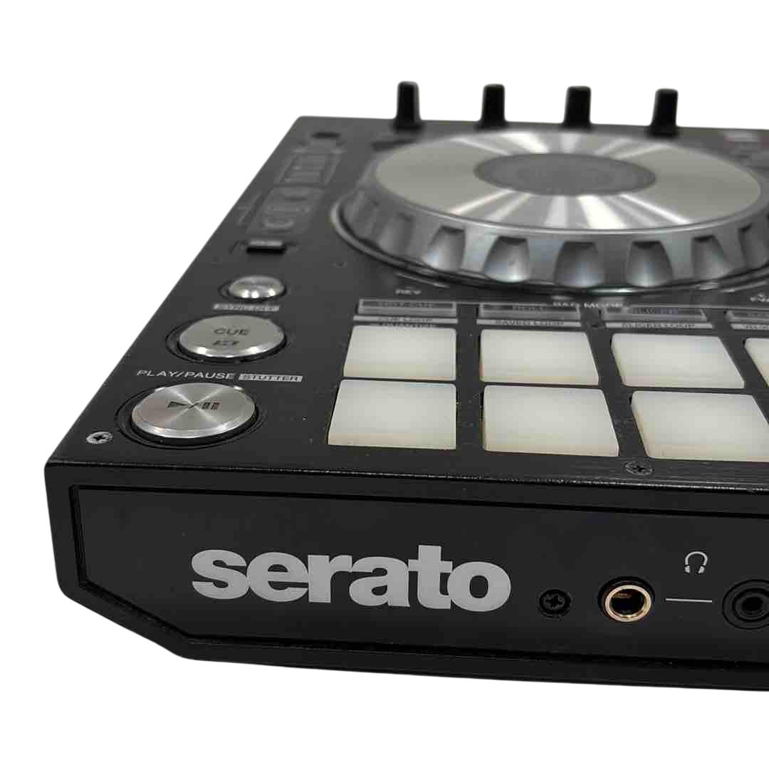 Amazon.com: Pioneer DJ DJ Controller, 17.70 x 29.90 x 6.90