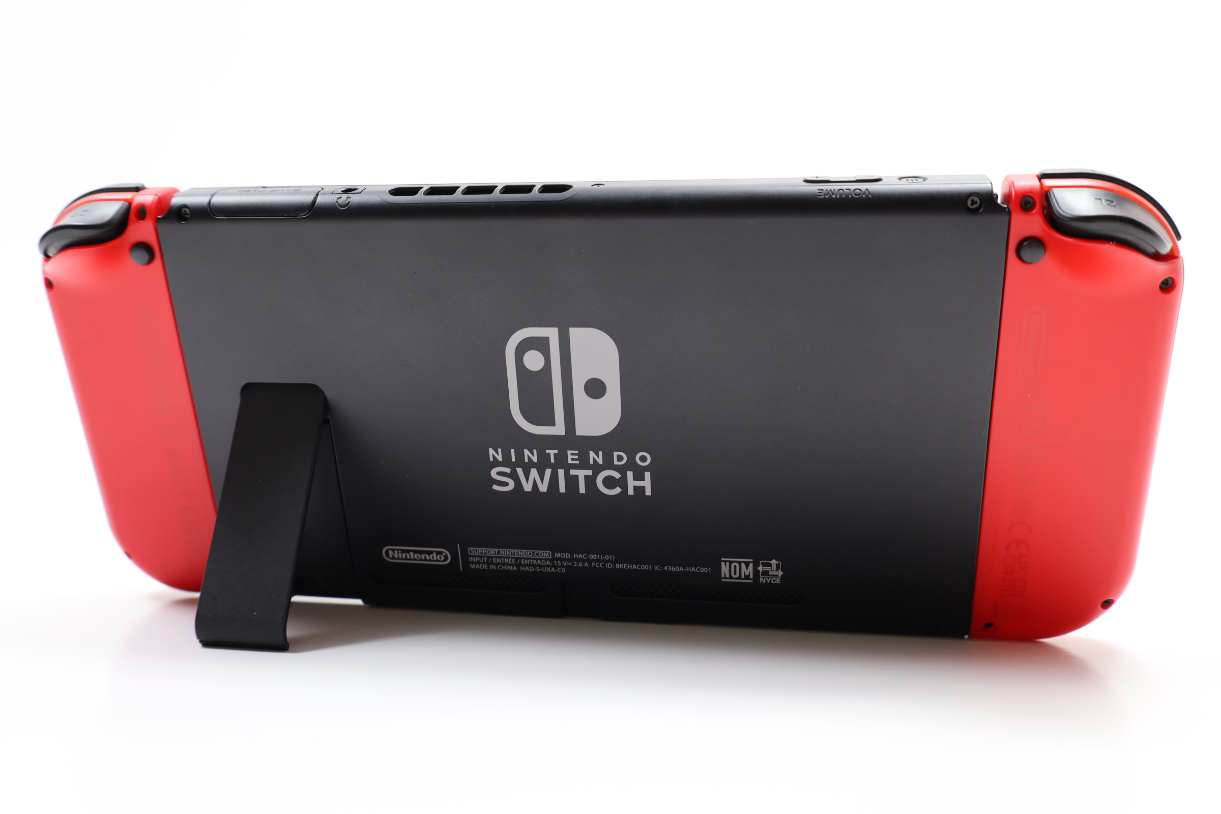 Nintendo Switch（HAC-001） Amazon.com: Nintendo Switch with Gray Joy‑Con - HAC-001(-01
