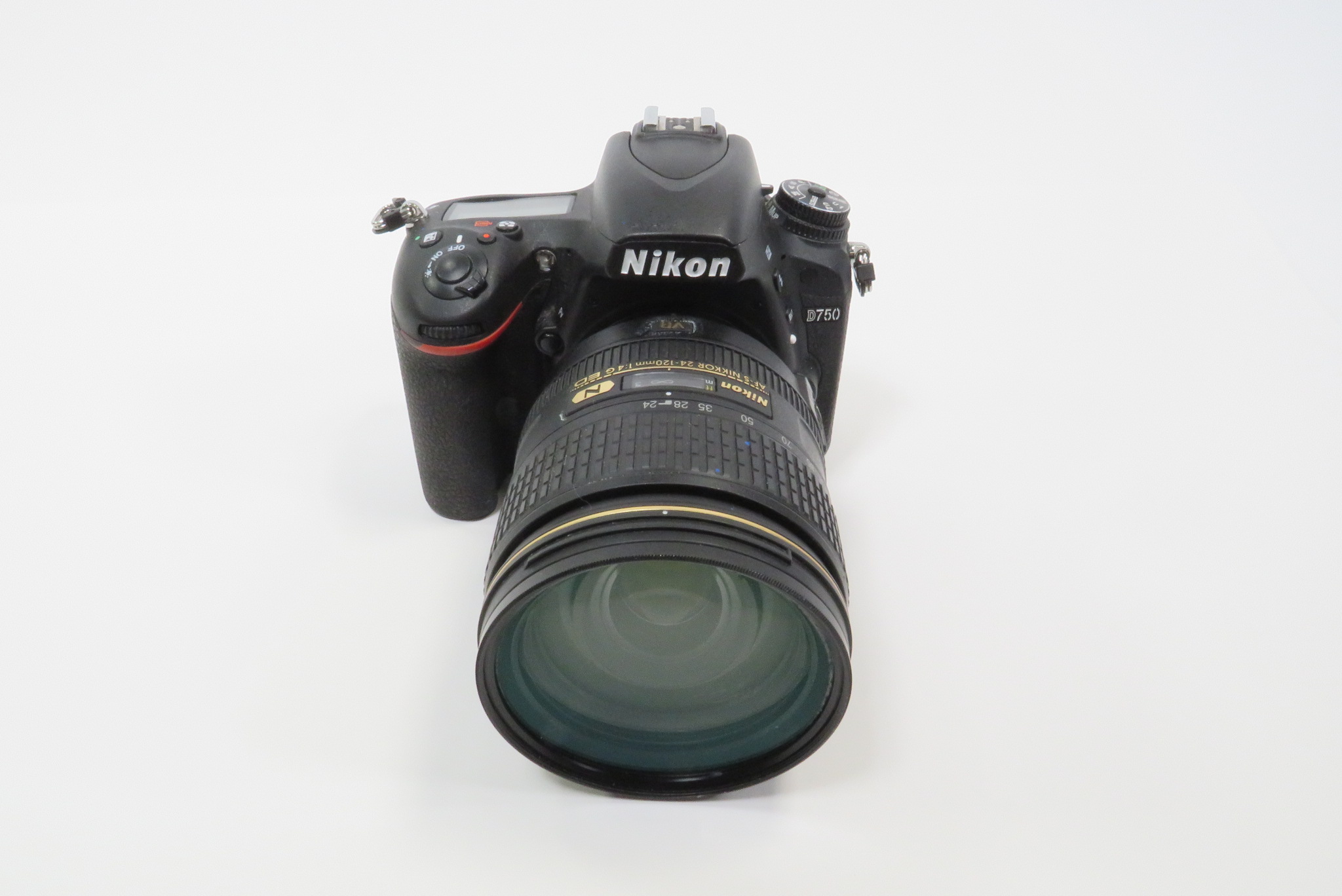 Nikon D750 FX-Format CMOS Image Sensor Digital SLR