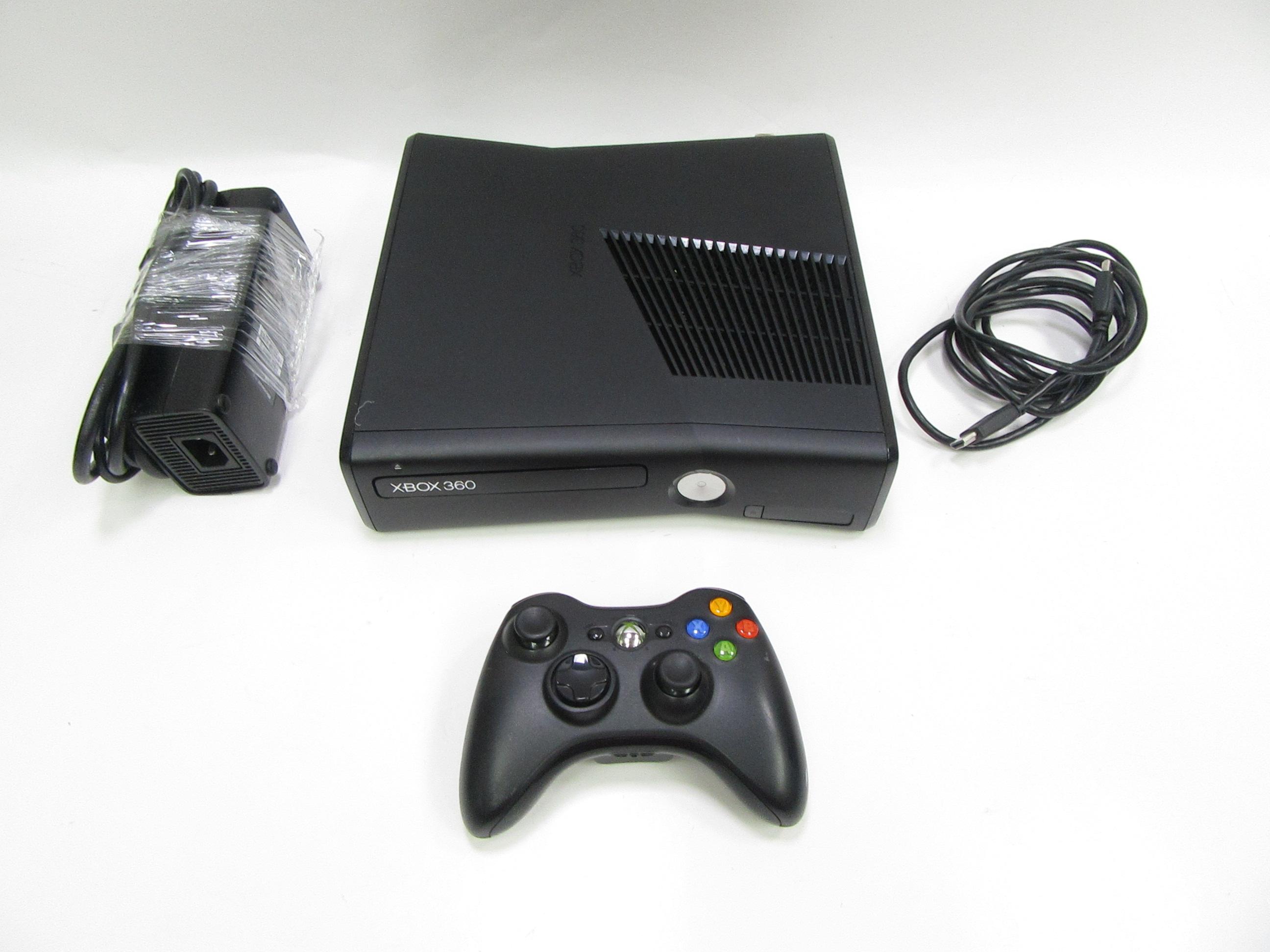 Microsoft popular Xbox 360 S Black Console