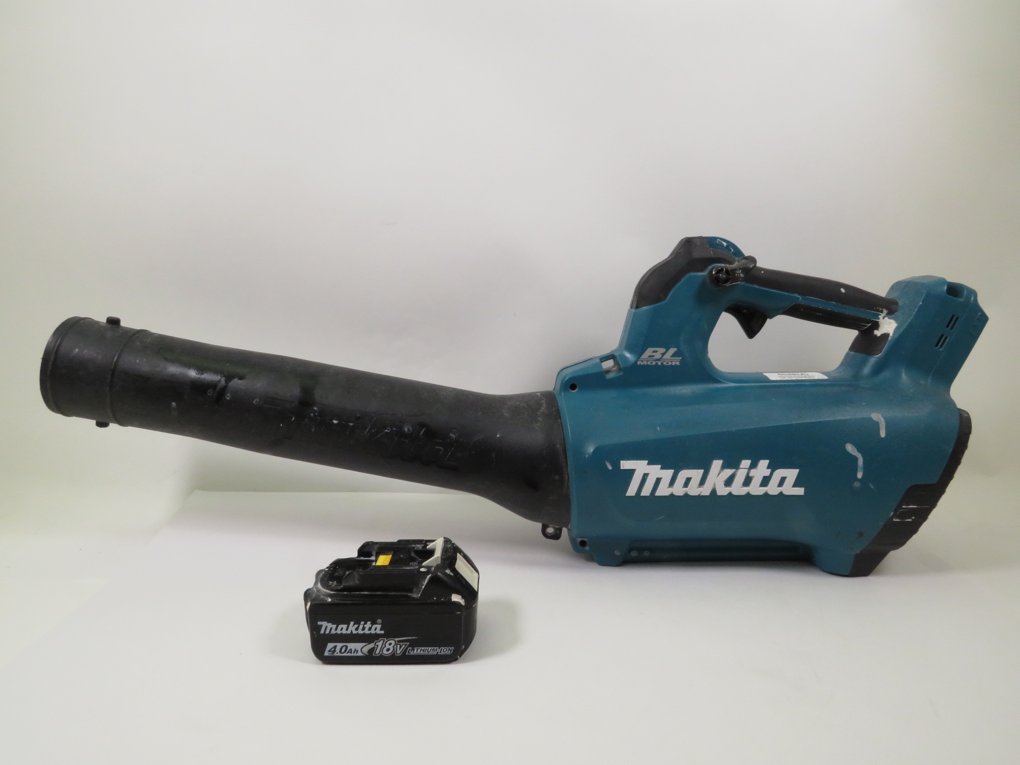 Makita XBU03 18V Brushless Cordless Blower