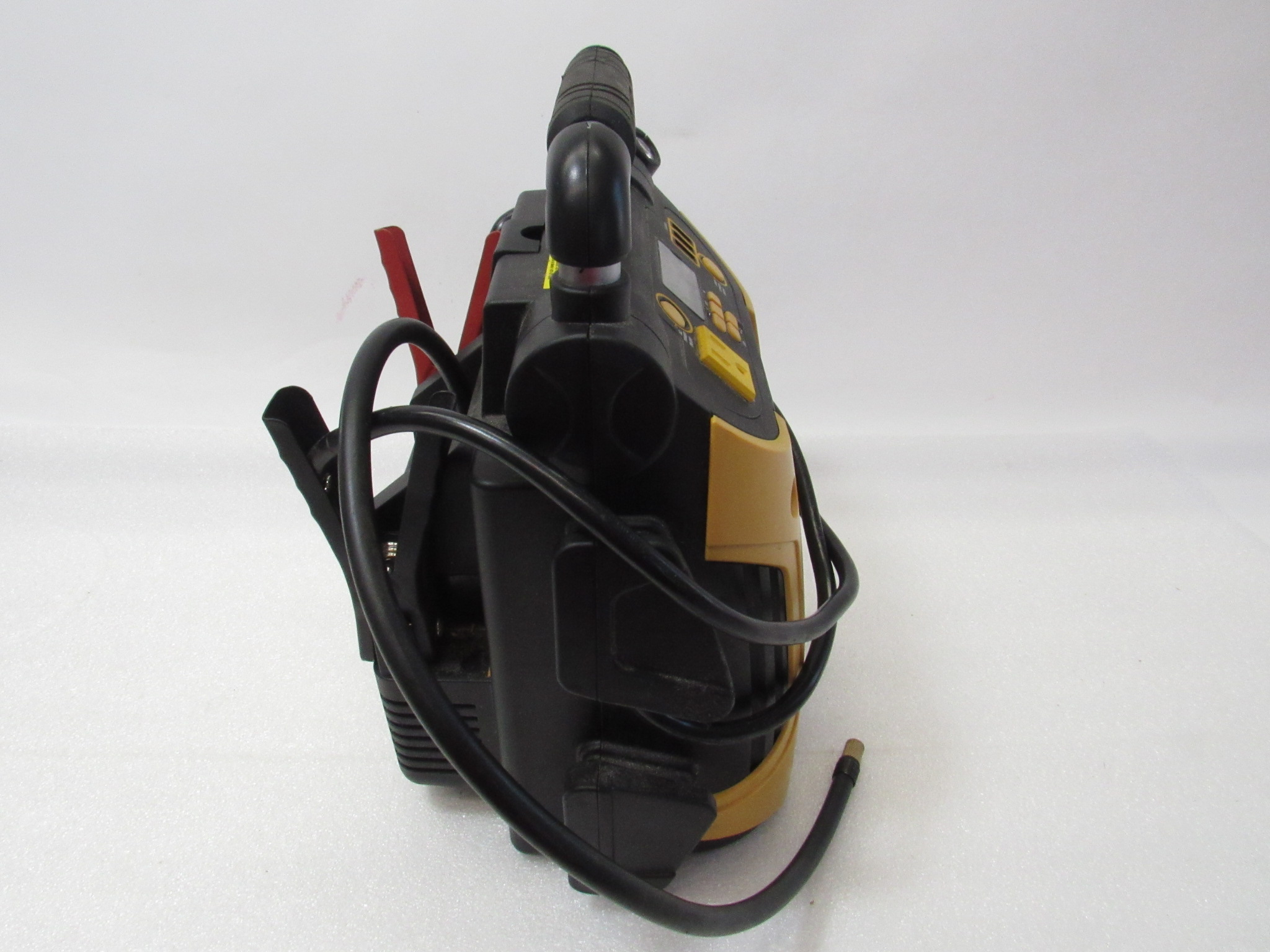 EverStart J5CPDE Maxx Jump Starter & Power Station - 1200 Peak Amps, 5000mAh, Seller Refurbished (Excellent Condition) 5 thumbnail image