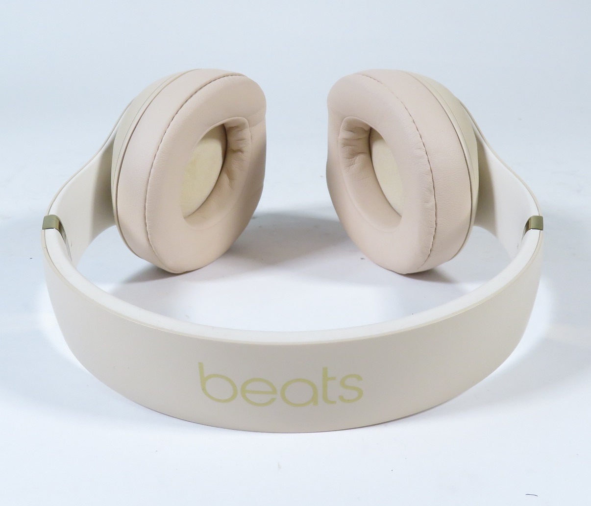 Desert sand 2024 beats headphones