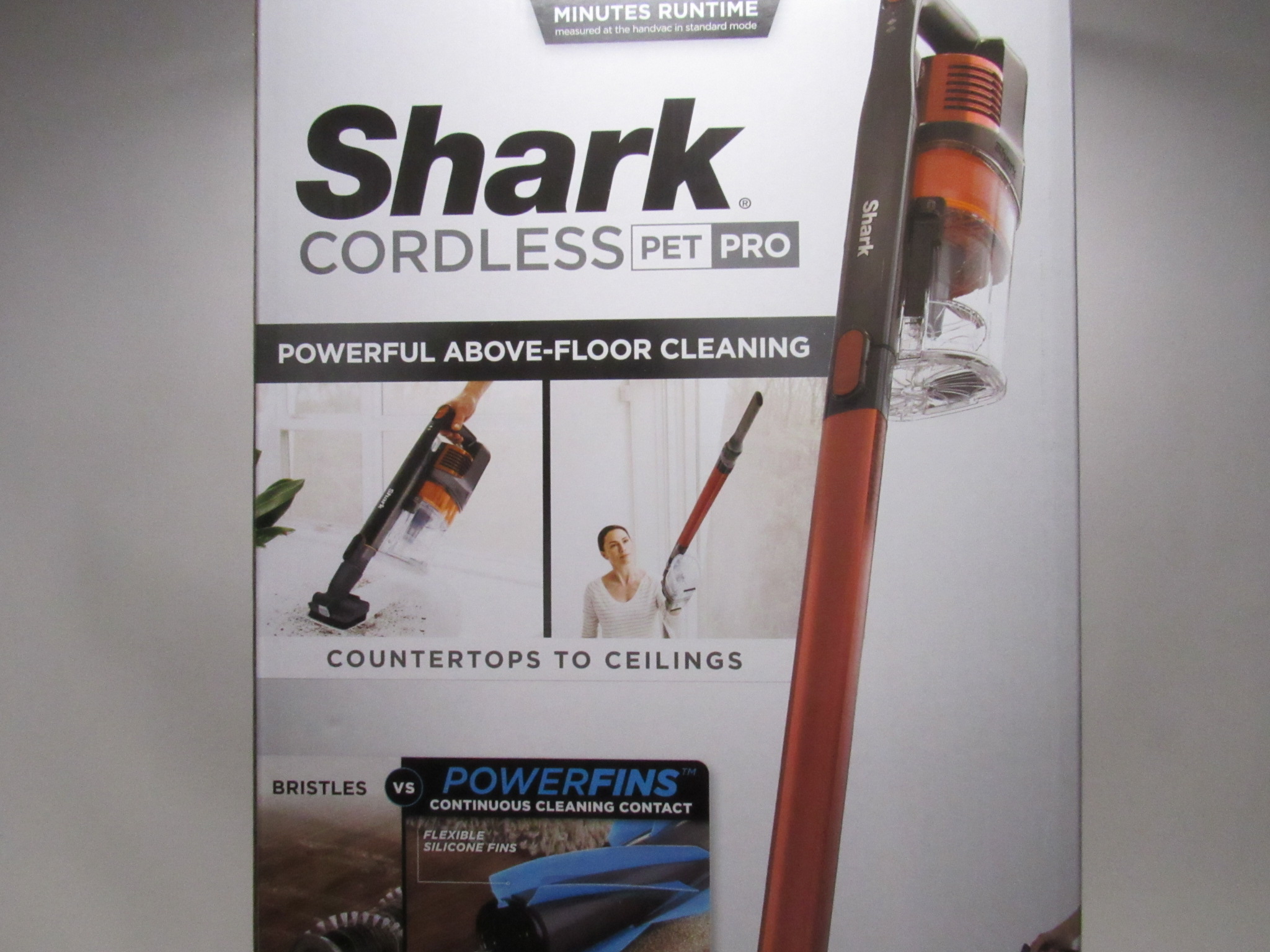 Shark IZ142 Cordless Pet Pro Stick Vacuum Cleaner Local Pickup Only