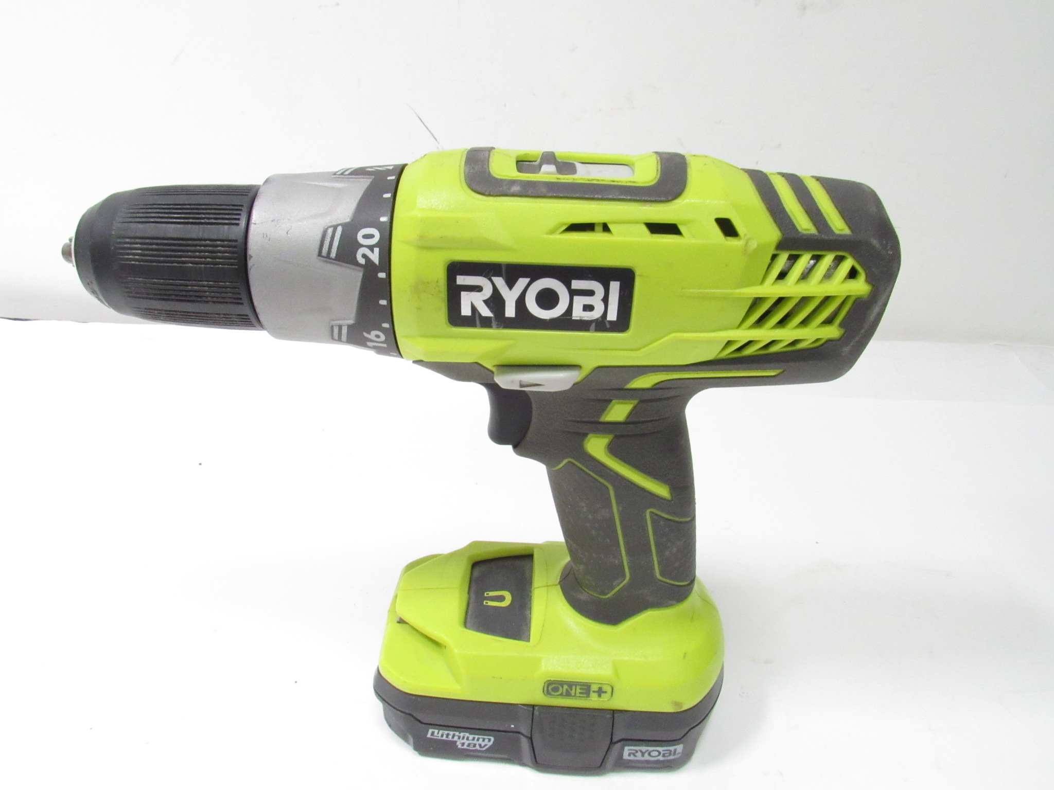 Ryobi P277 18V One+ 1/2" LithiumIon Cordless Drill Driver
