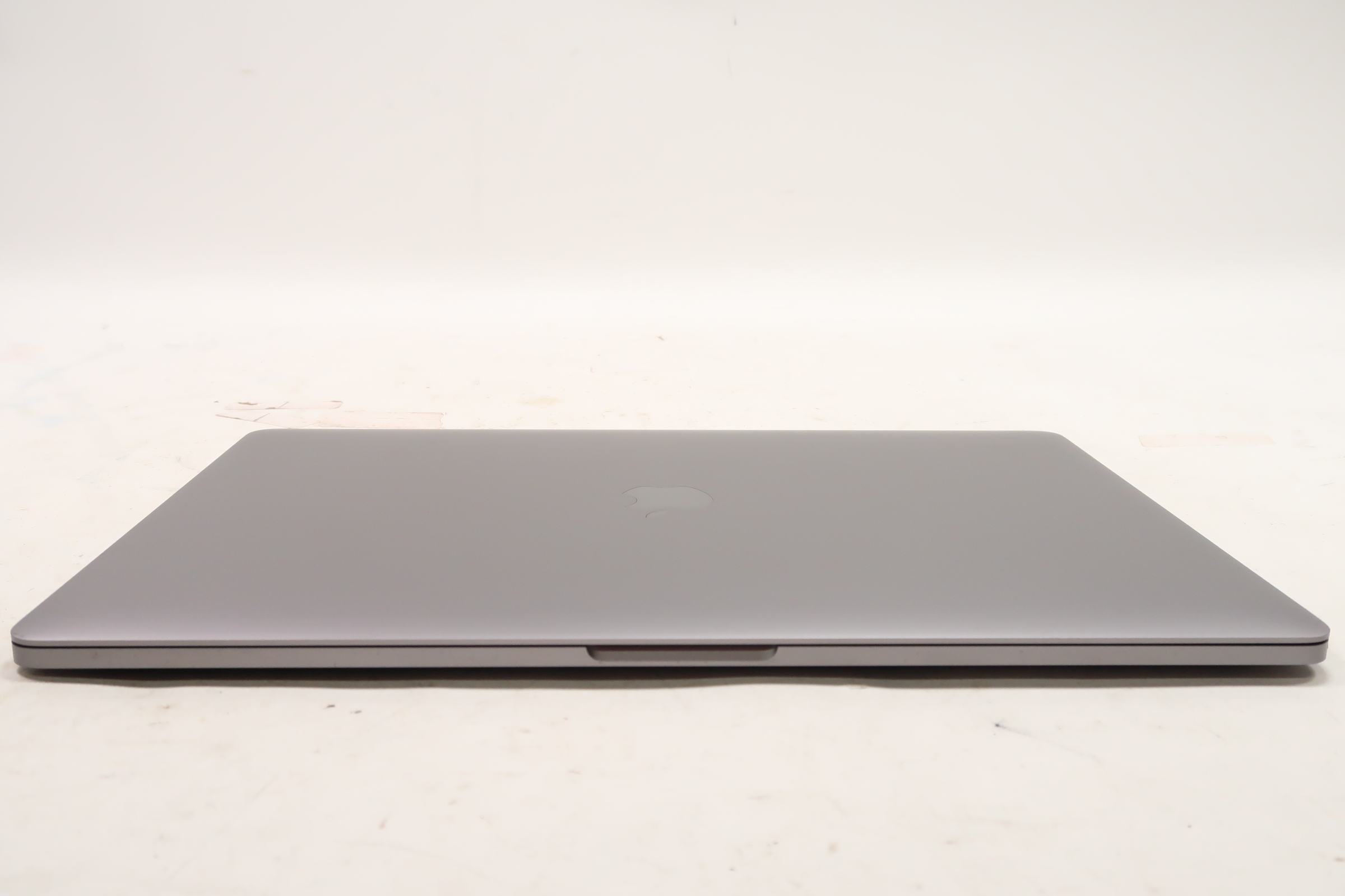 2018年製 MacBook Pro MACBOOK PRO MR942J/A Amazon.com: Apple 2018 MacBook Pro with 2.9GHz Intel Core i9, 15